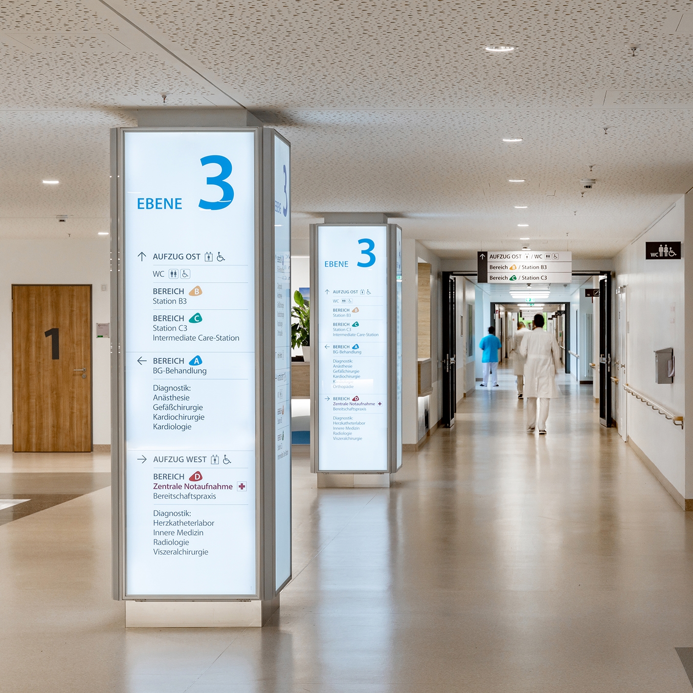 Mostra il prodotto Overview wall mounted glass QUGB del produttore Meng Informationstechnik