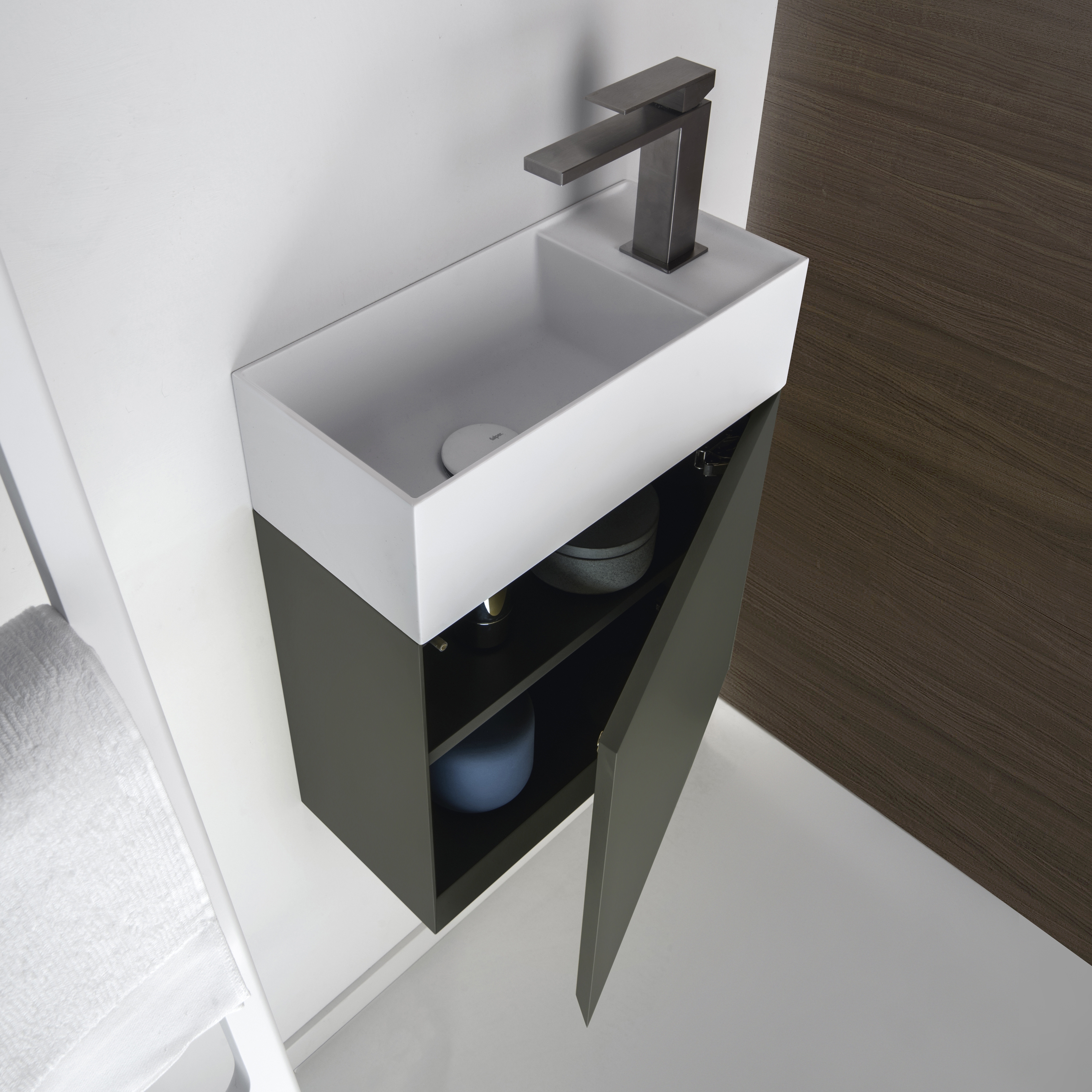 Mostra il prodotto D5K + Base con anta del produttore Falper