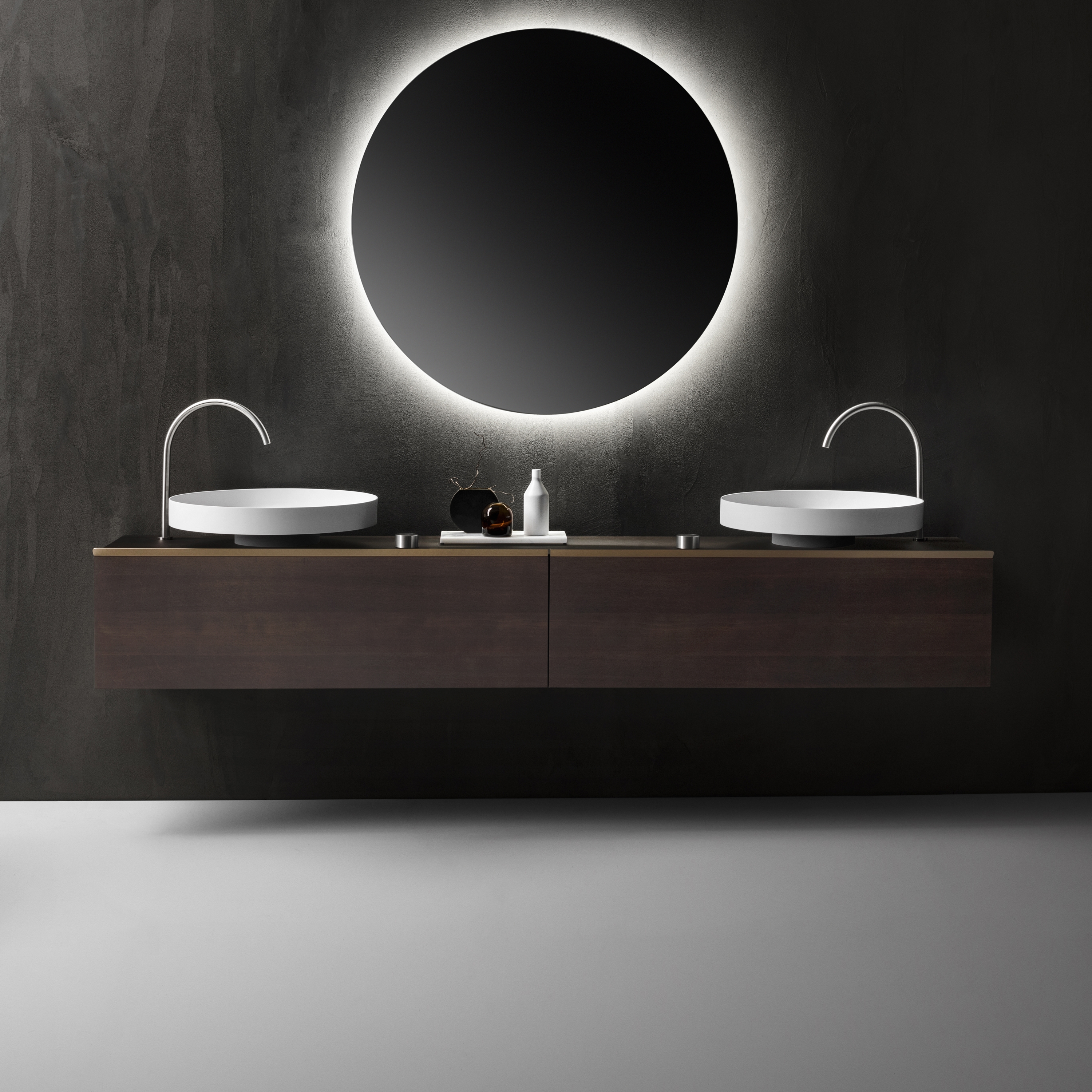 Display product Eccentrico from manufacturer Falper