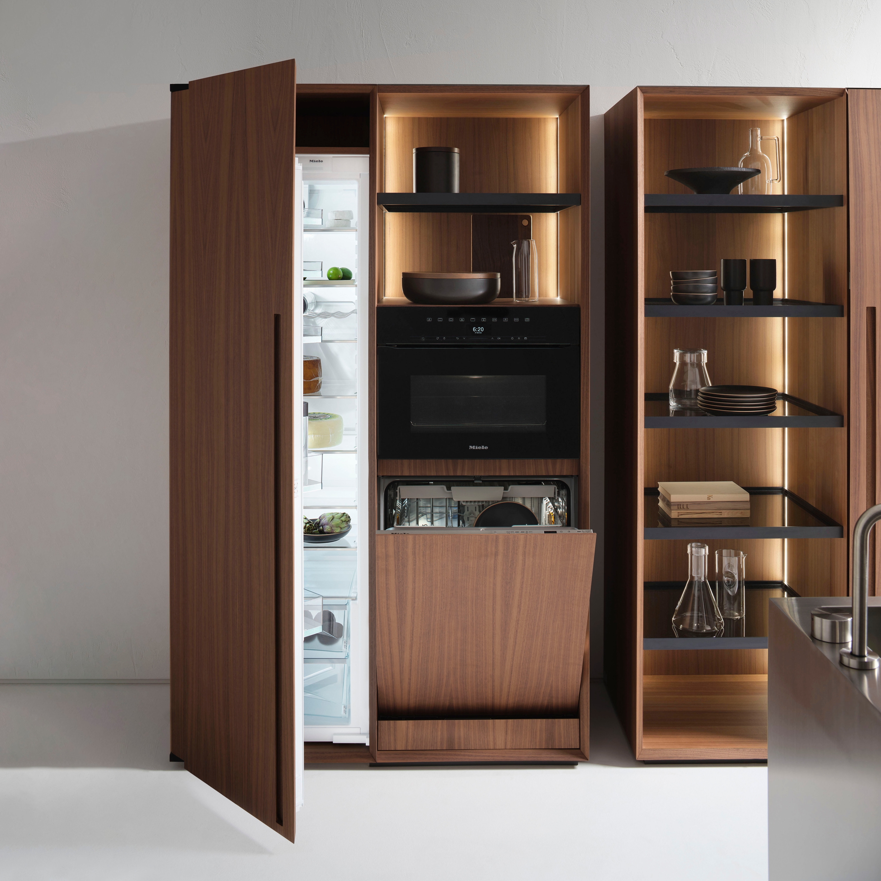 Mostra il prodotto Small Living Kitchens Storage Units del produttore Falper