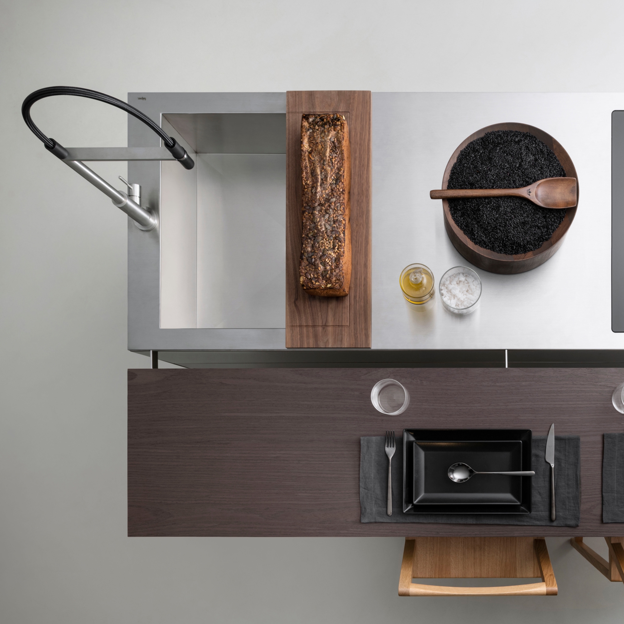 Produkt Small Living Kitchens | Island in Fenix with snack table des Herstellers Falper anzeigen