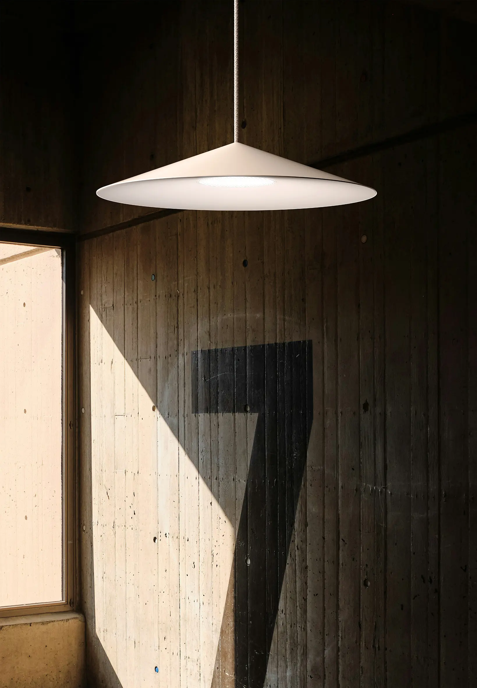 ZERO - Attic - White
