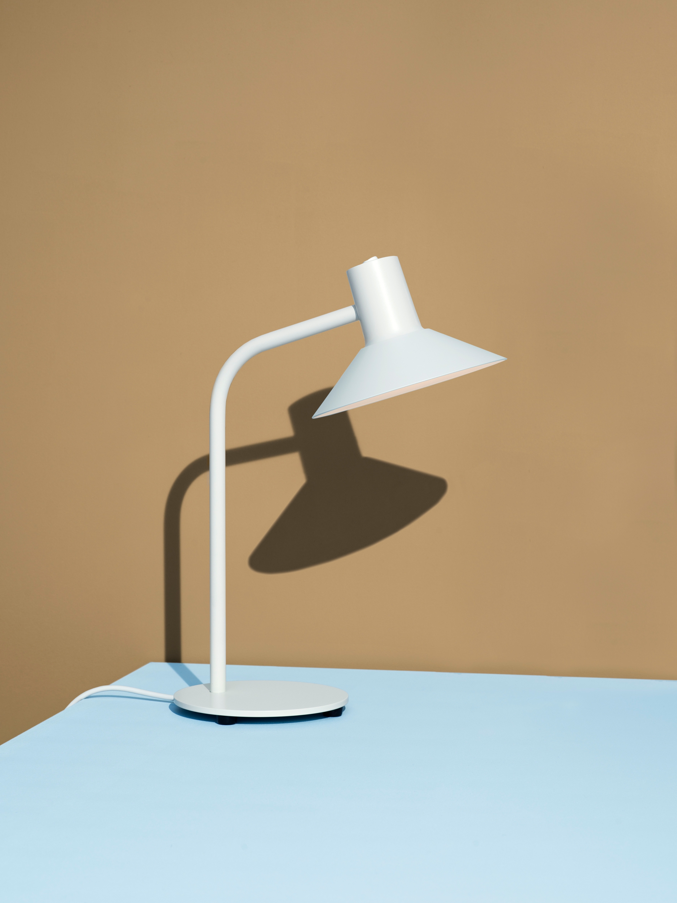 Display product Compose table from manufacturer ZERO