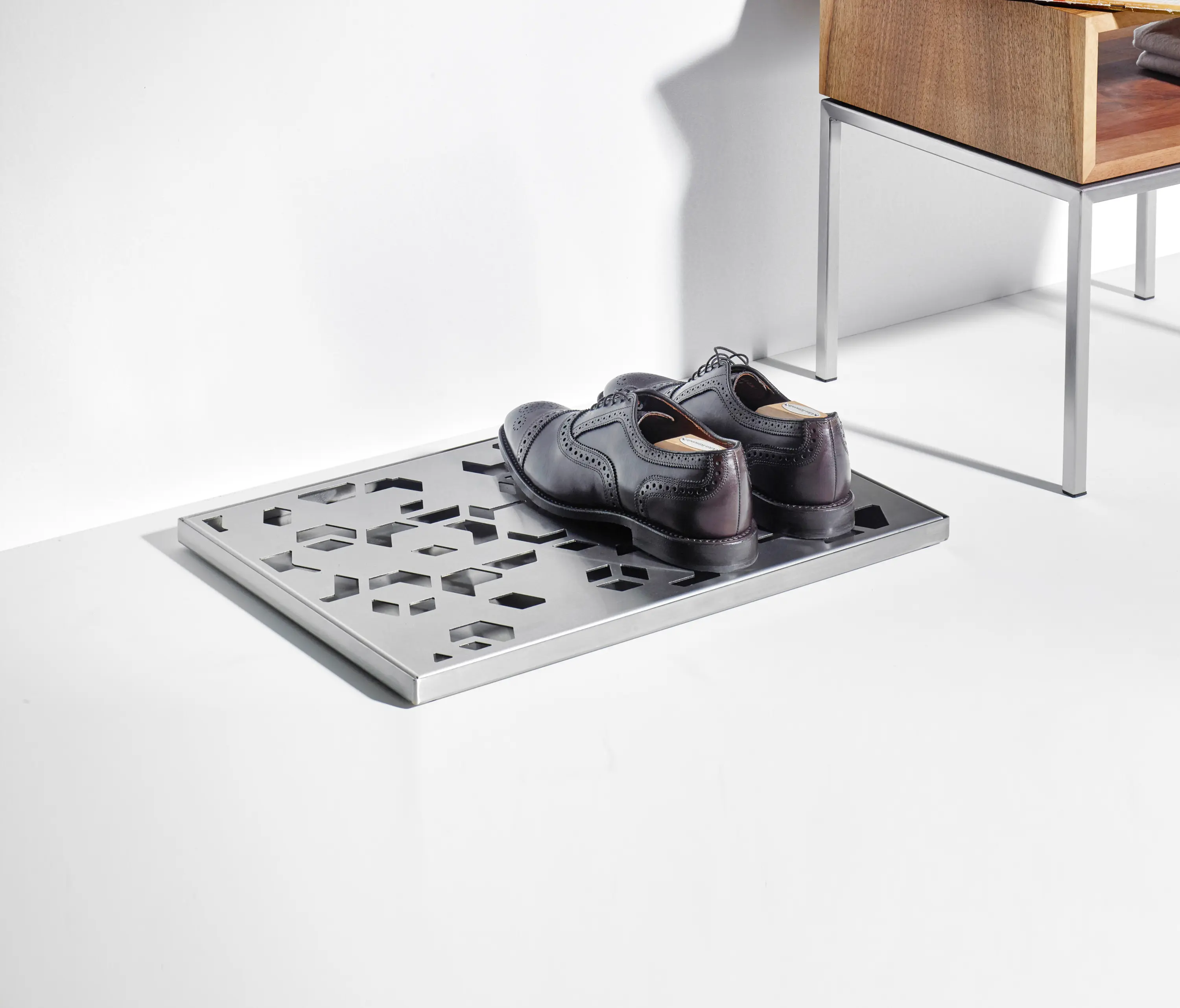 Neustahl - Schuhablage N01