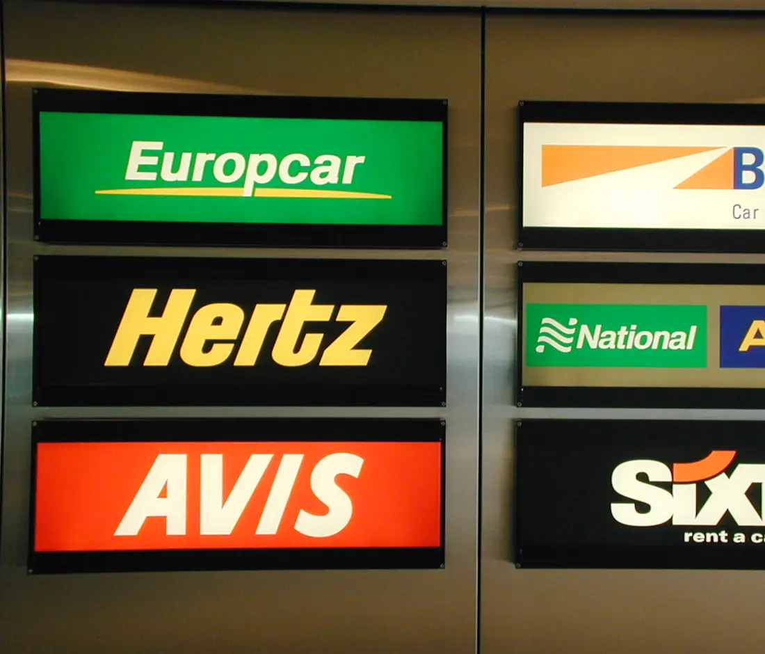 BURRI - Shopfronten System