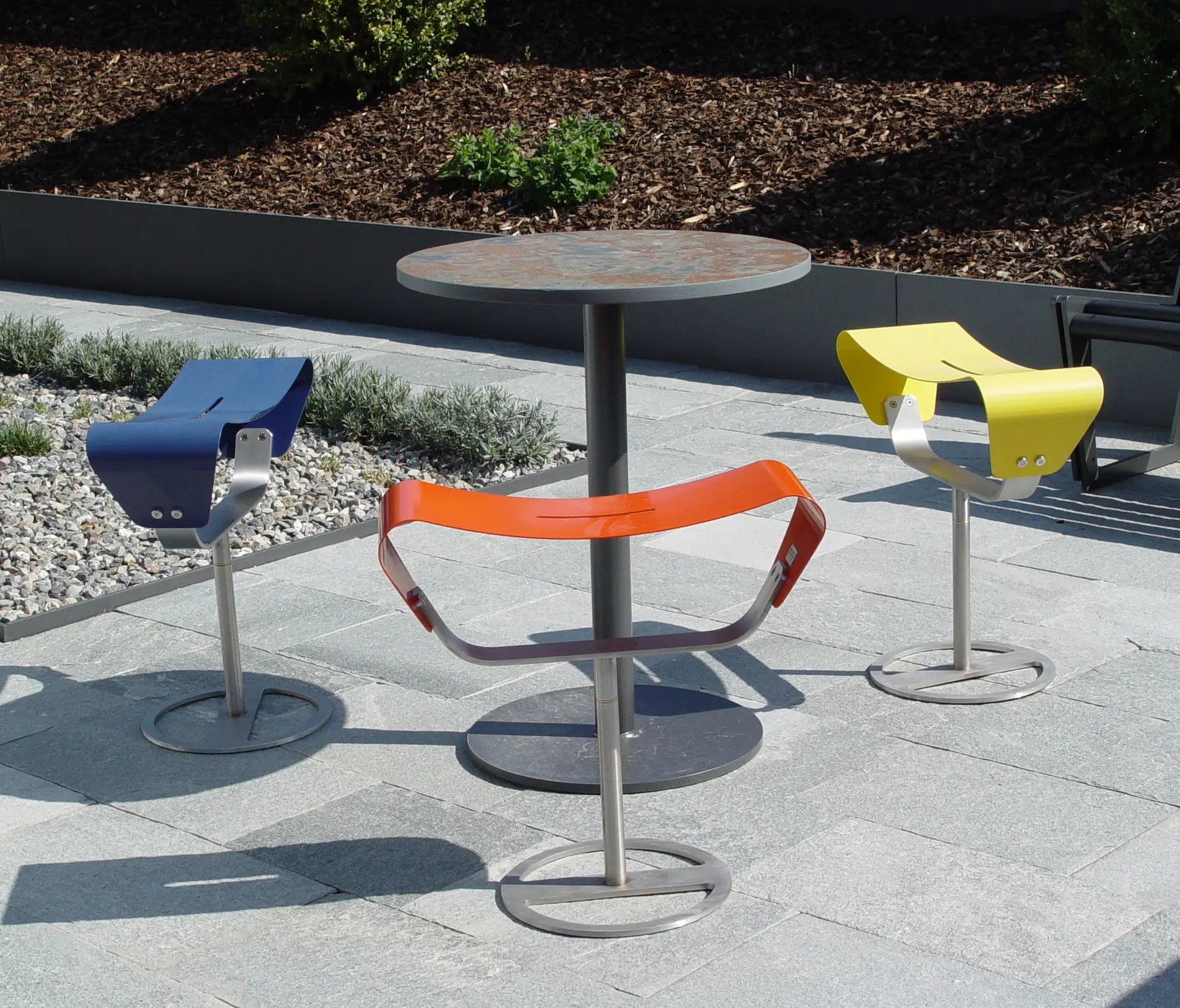 BURRI - Evolution free-standing with base plate