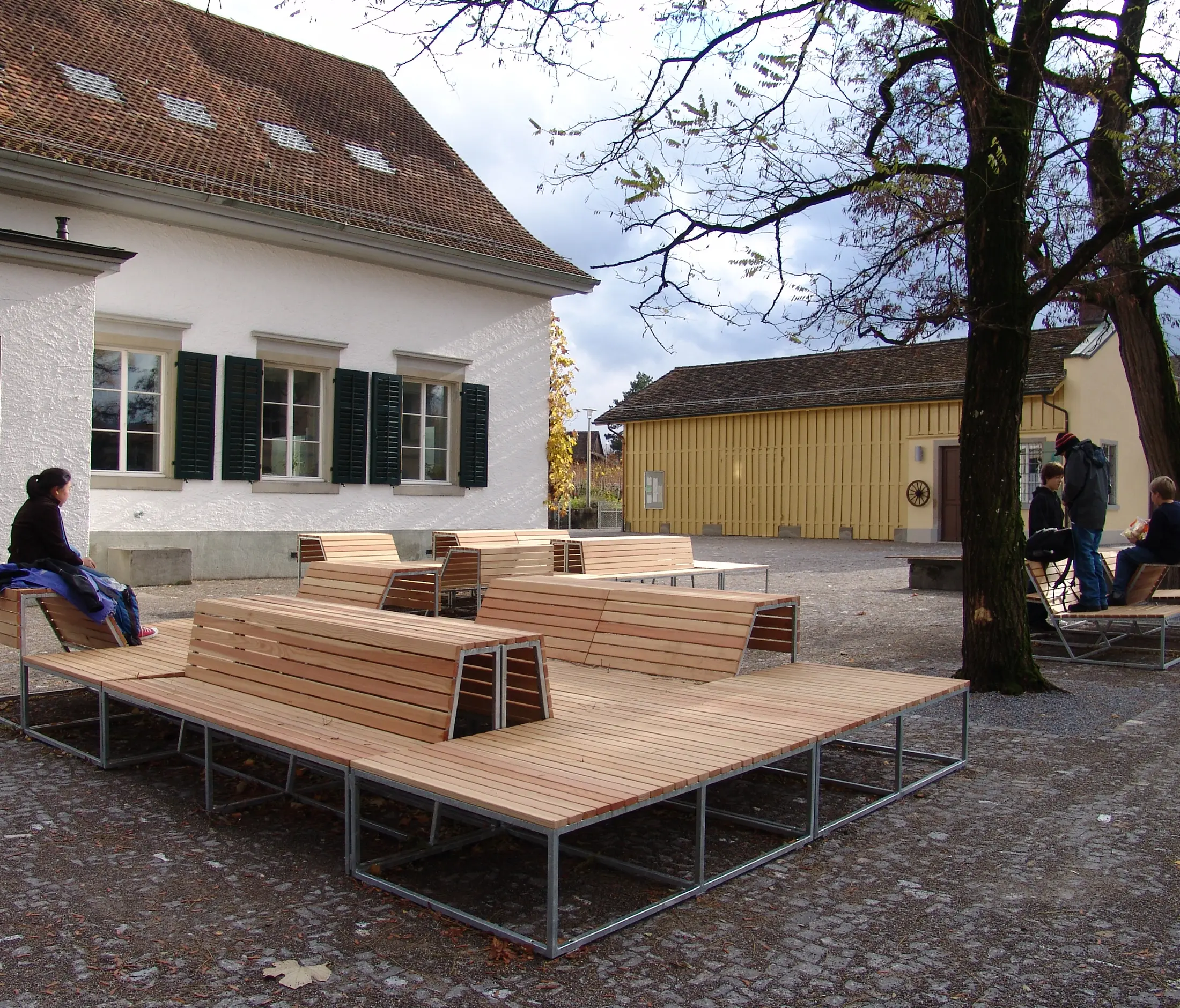 BURRI - Landscape stool/table low