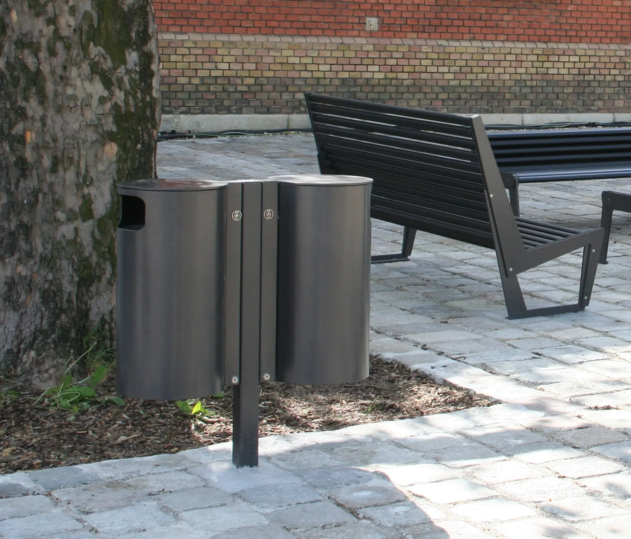 BURRI - Public Bin