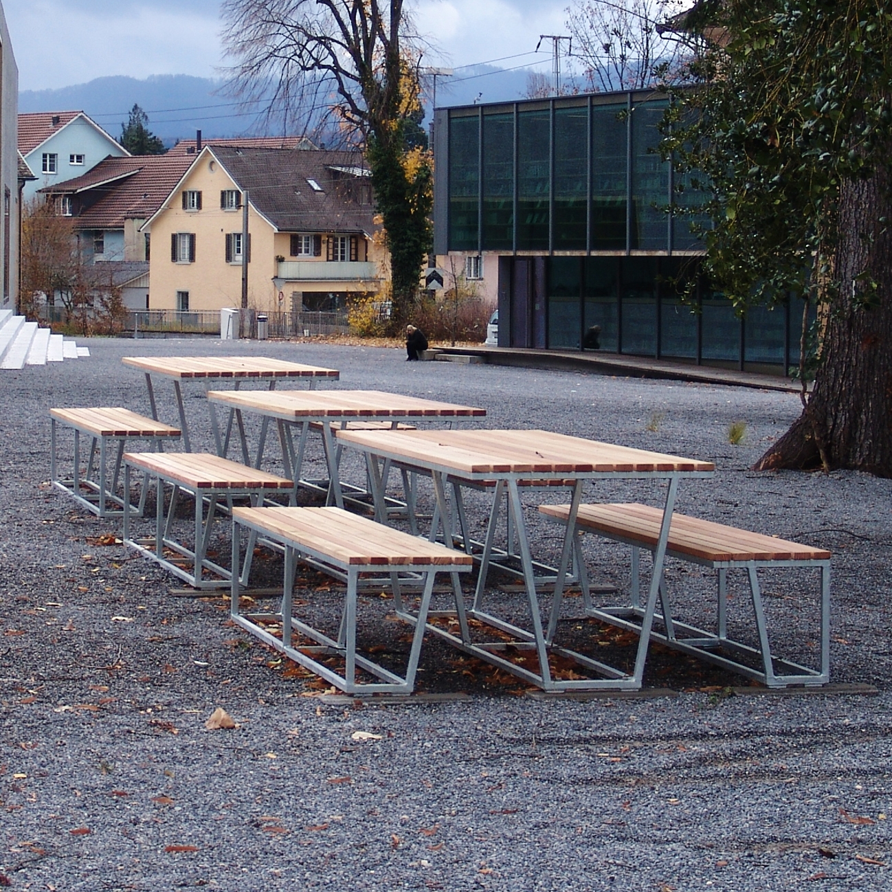 Produkt Landscape Esstisch des Herstellers BURRI anzeigen