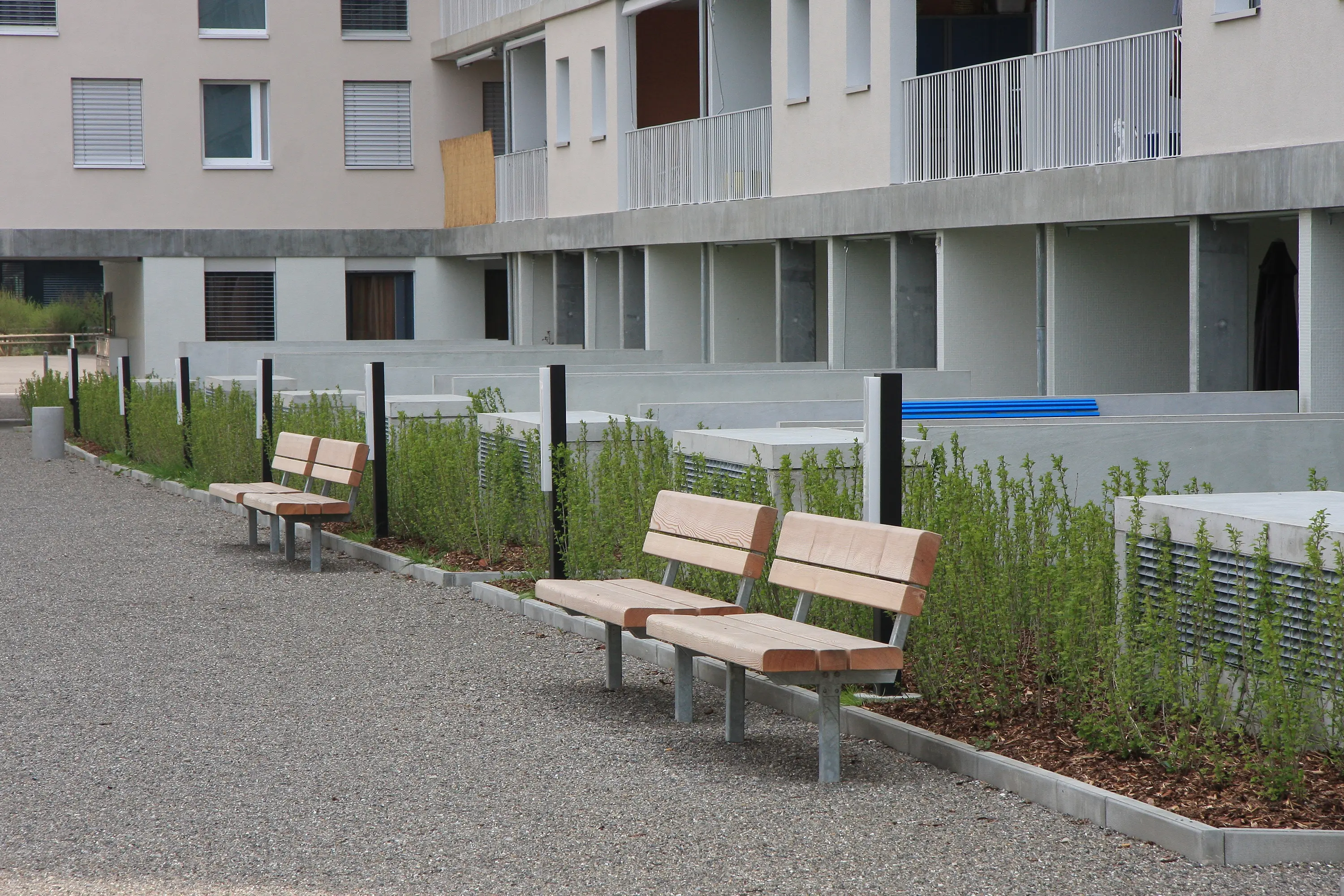 BURRI - Park Bench with backrest