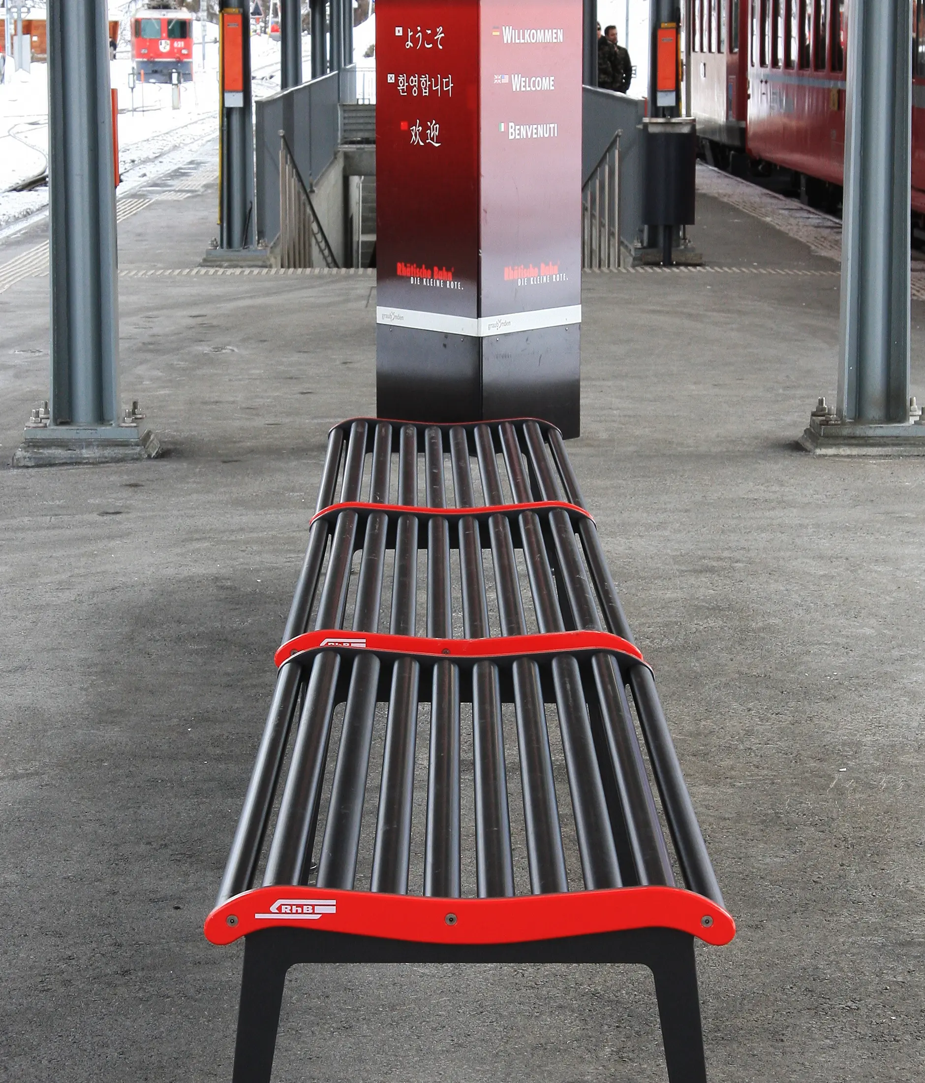 BURRI - RhB Bench without backrest