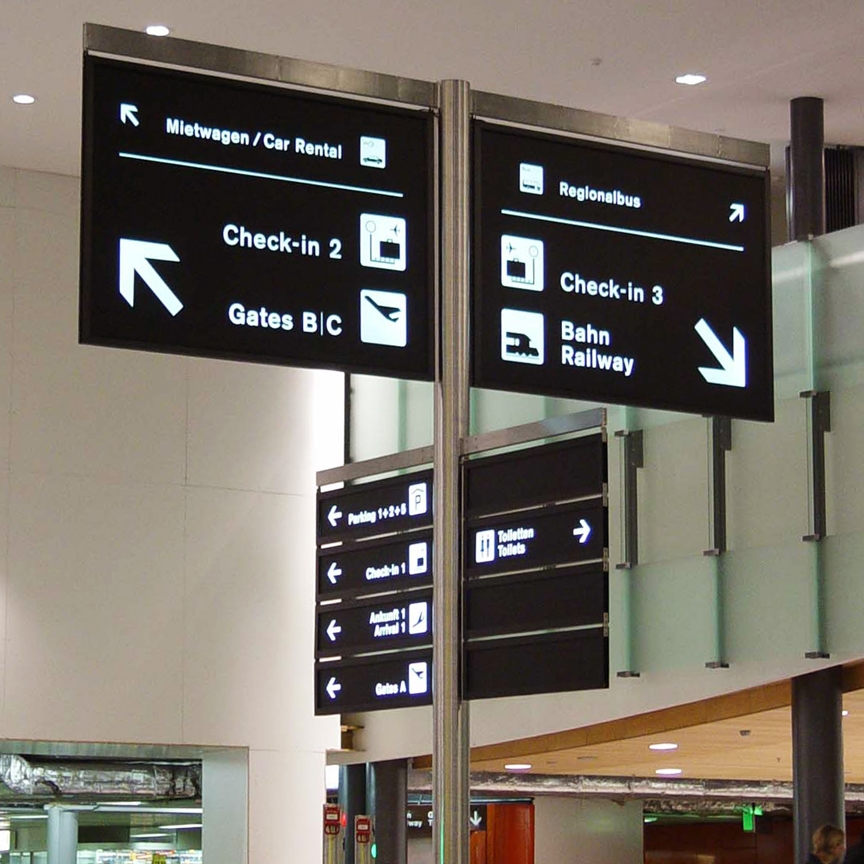 Display product Signage system - Pedestrian Wayfinding - Masts from manufacturer BURRI