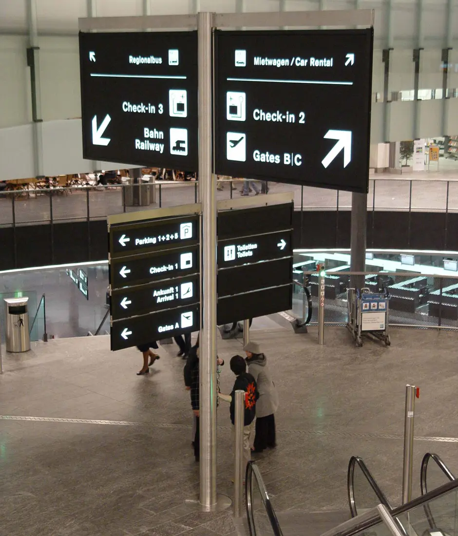 BURRI - Signage system - Pedestrian Wayfinding - Masts