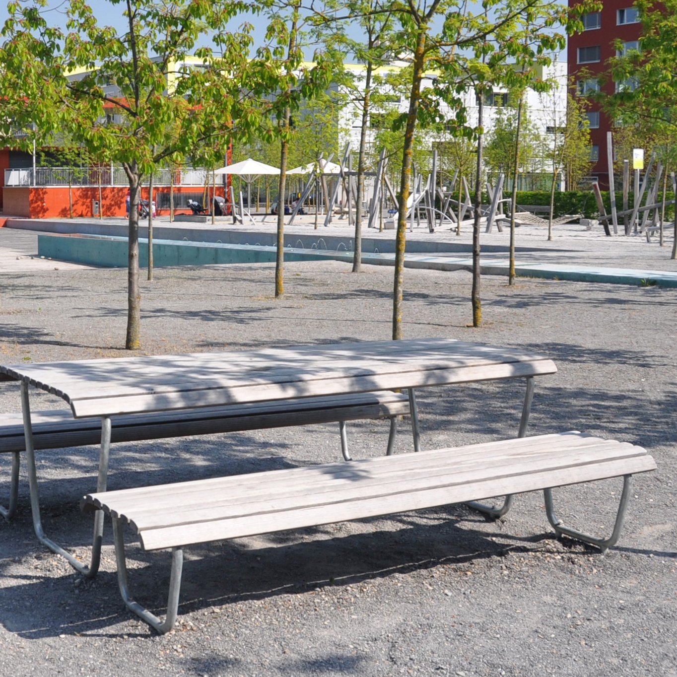 Produkt Landi Spezial Tisch des Herstellers BURRI anzeigen