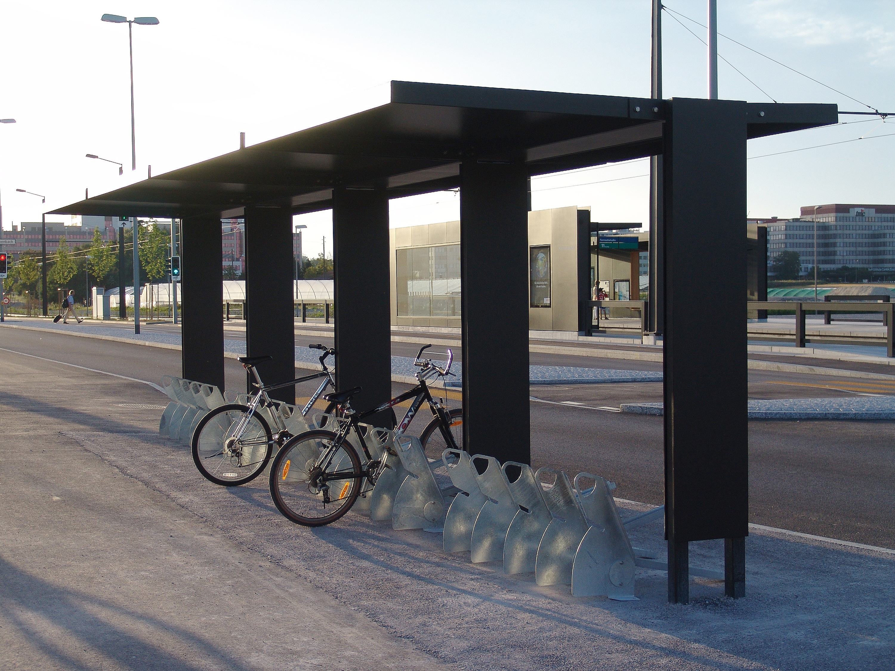 Produkt Fahrradständer des Herstellers BURRI anzeigen