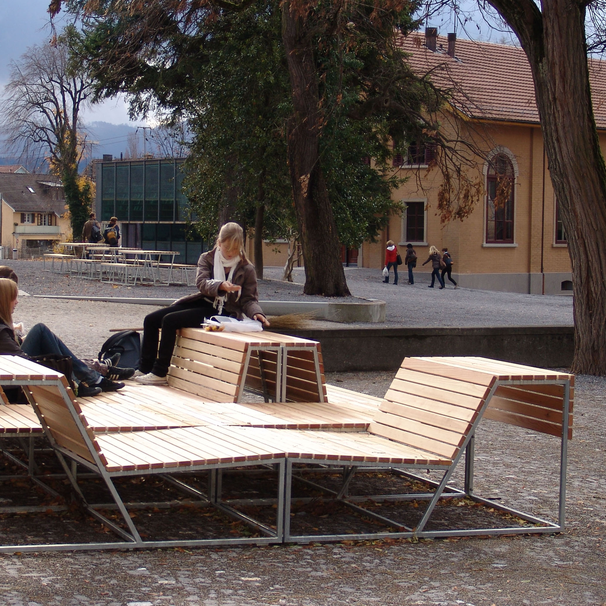 Display product Landscape bench with backrest Larch from manufacturer BURRI