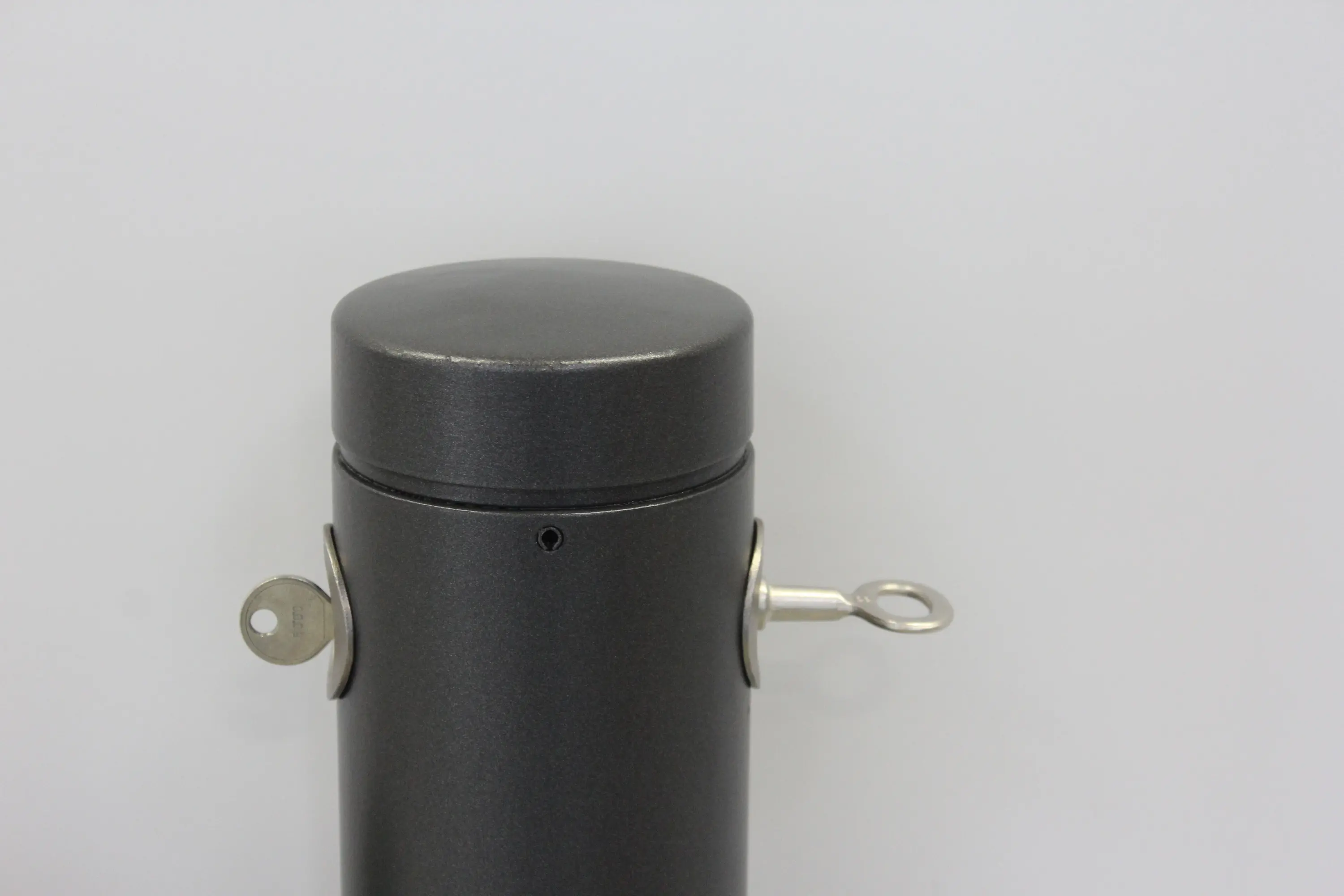BURRI - Public Bollard with two locks