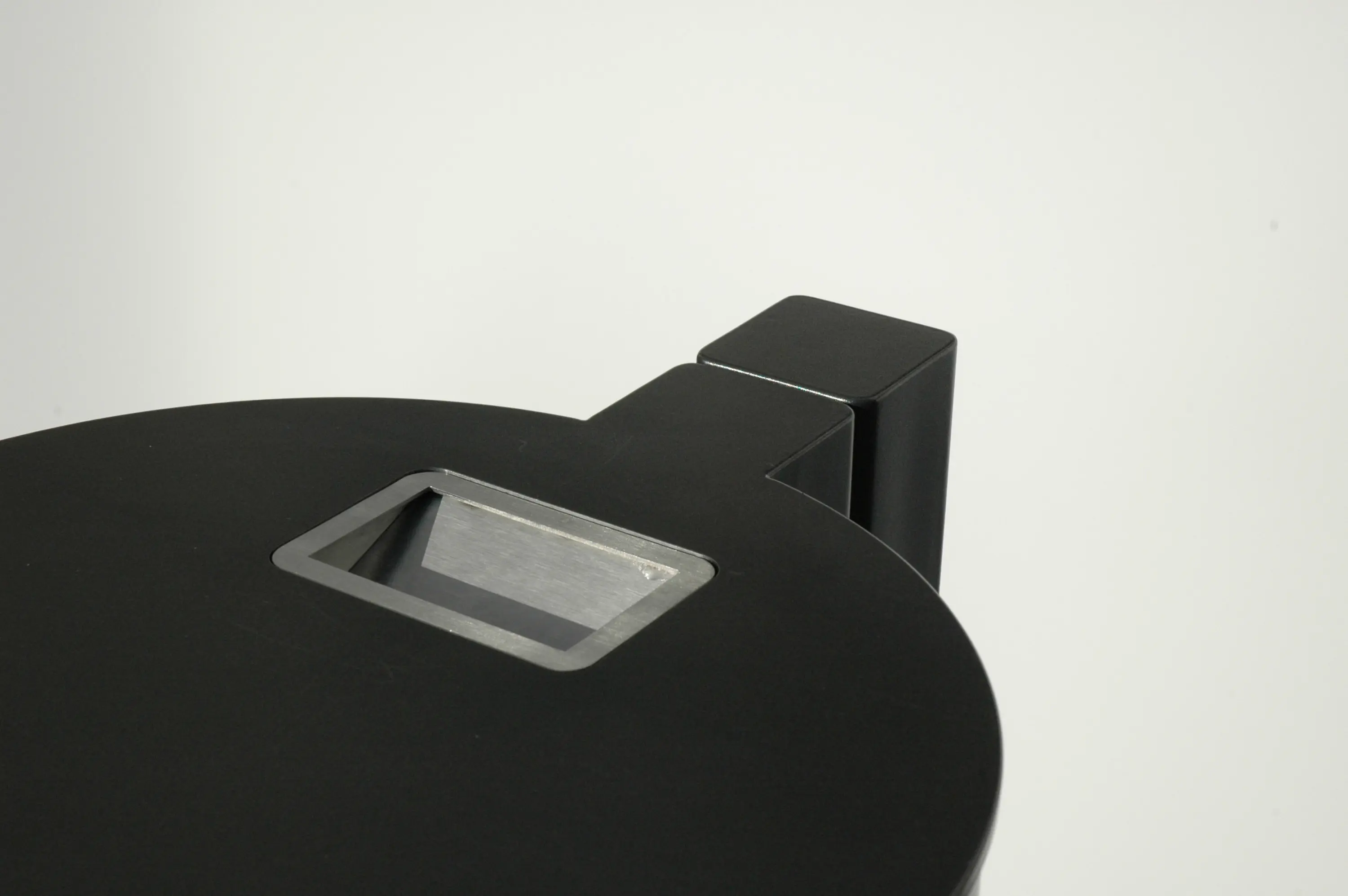 BURRI - Public bin with ashtray
