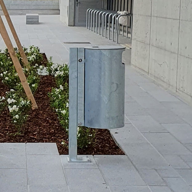 Display product Public Bin from manufacturer BURRI