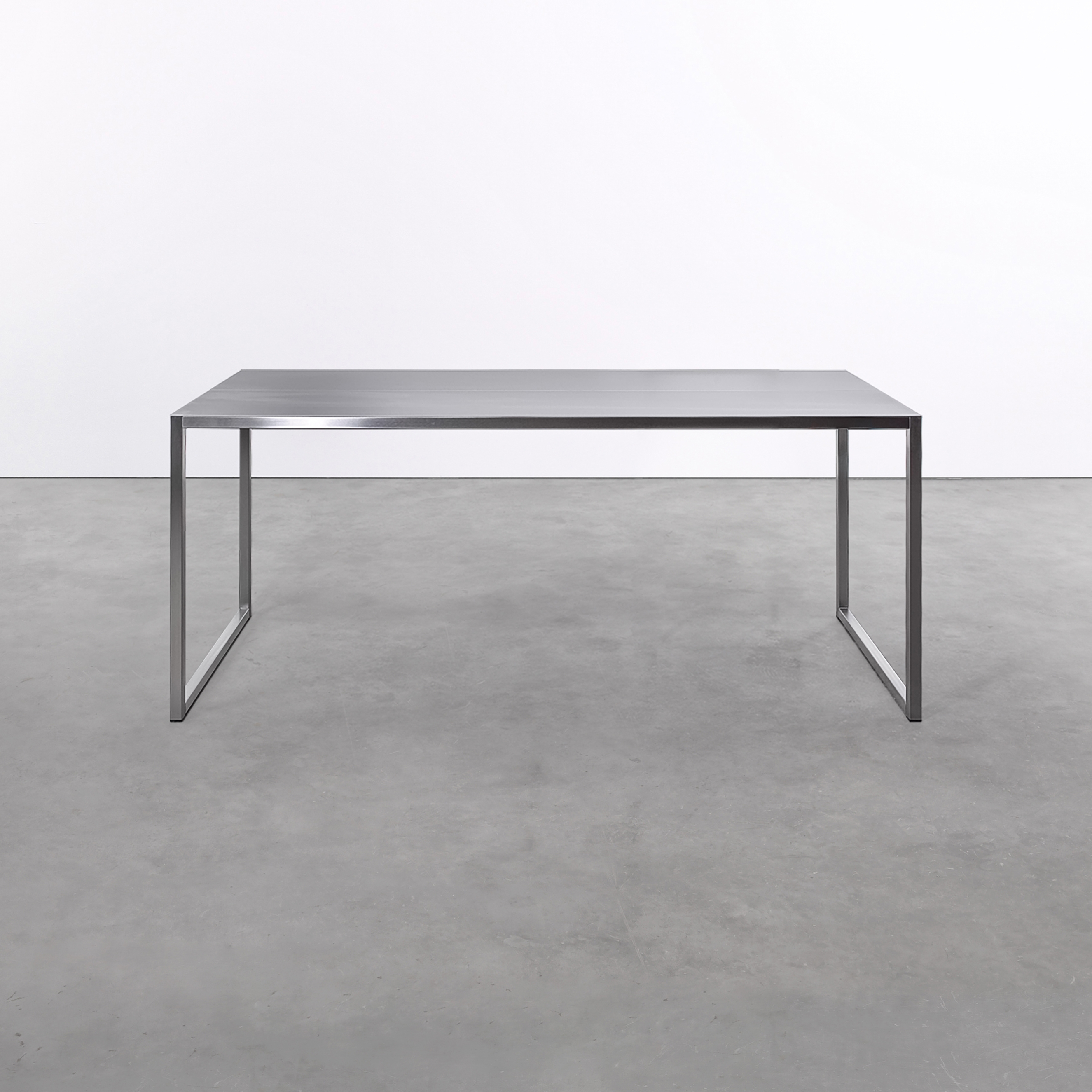 Produkt at_02 Table (Living) des Herstellers Silvio Rohrmoser anzeigen