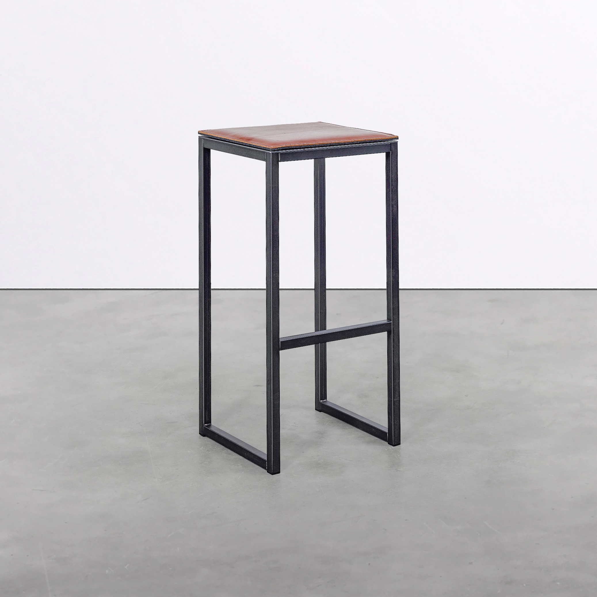 Mostra il prodotto on_03 Stool del produttore Silvio Rohrmoser