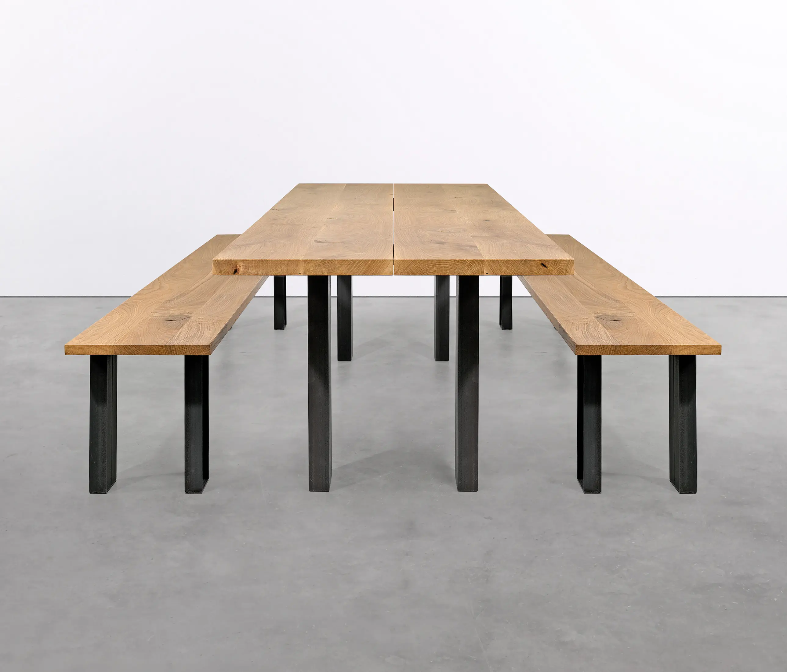 Silvio Rohrmoser - at_10 Table and on_09 Bench