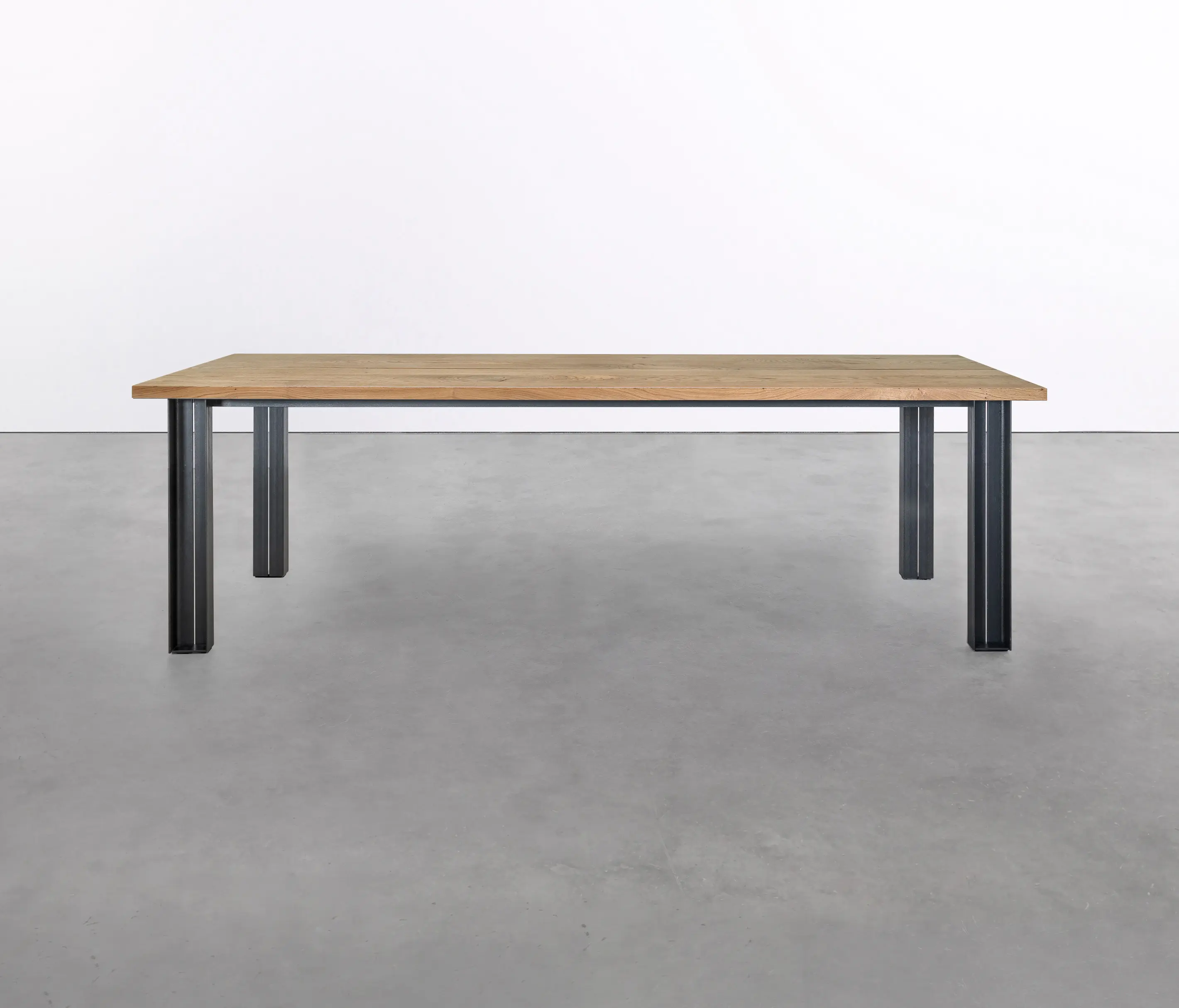 Silvio Rohrmoser - at_10 Table