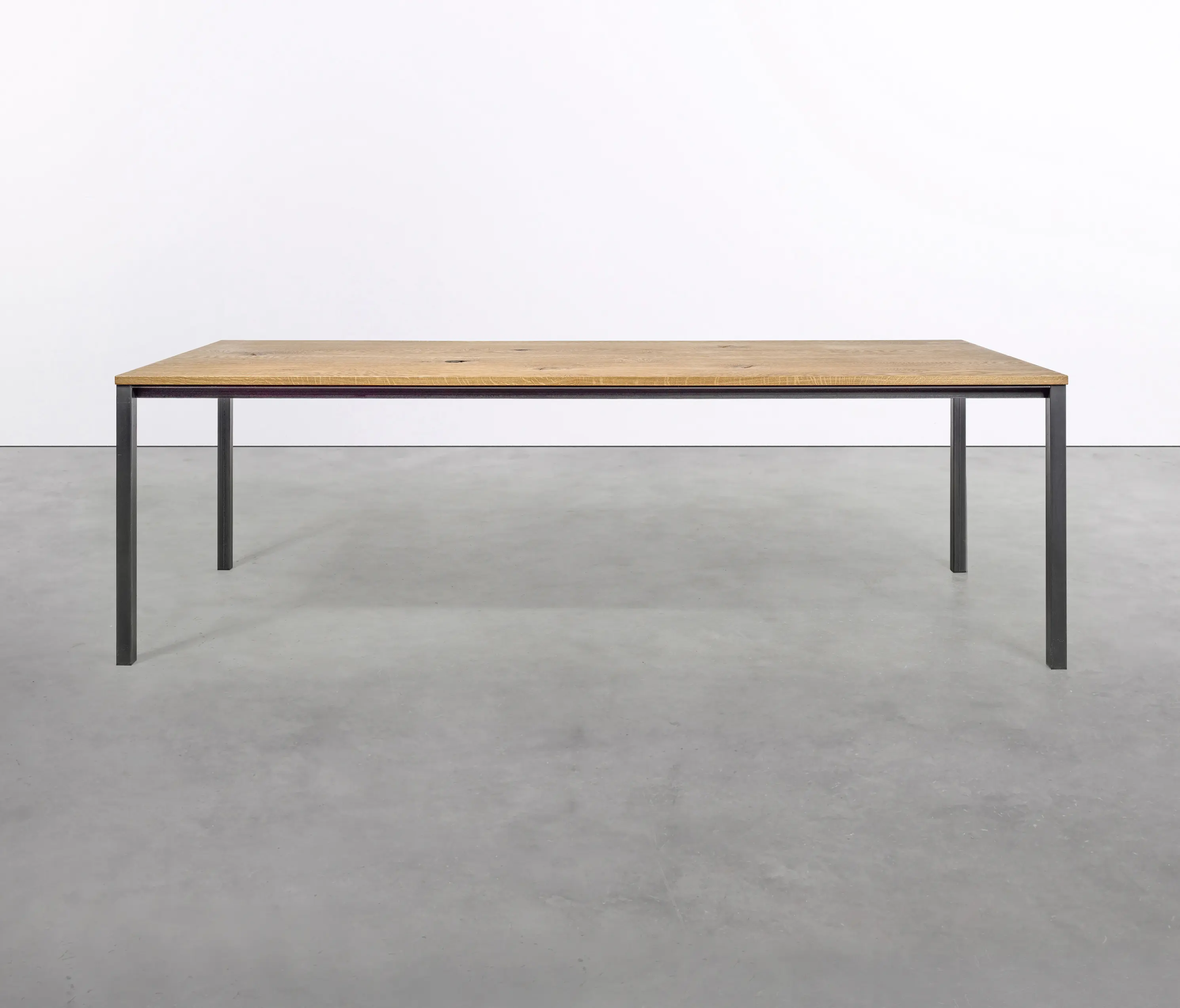 Silvio Rohrmoser - at_11 Table
