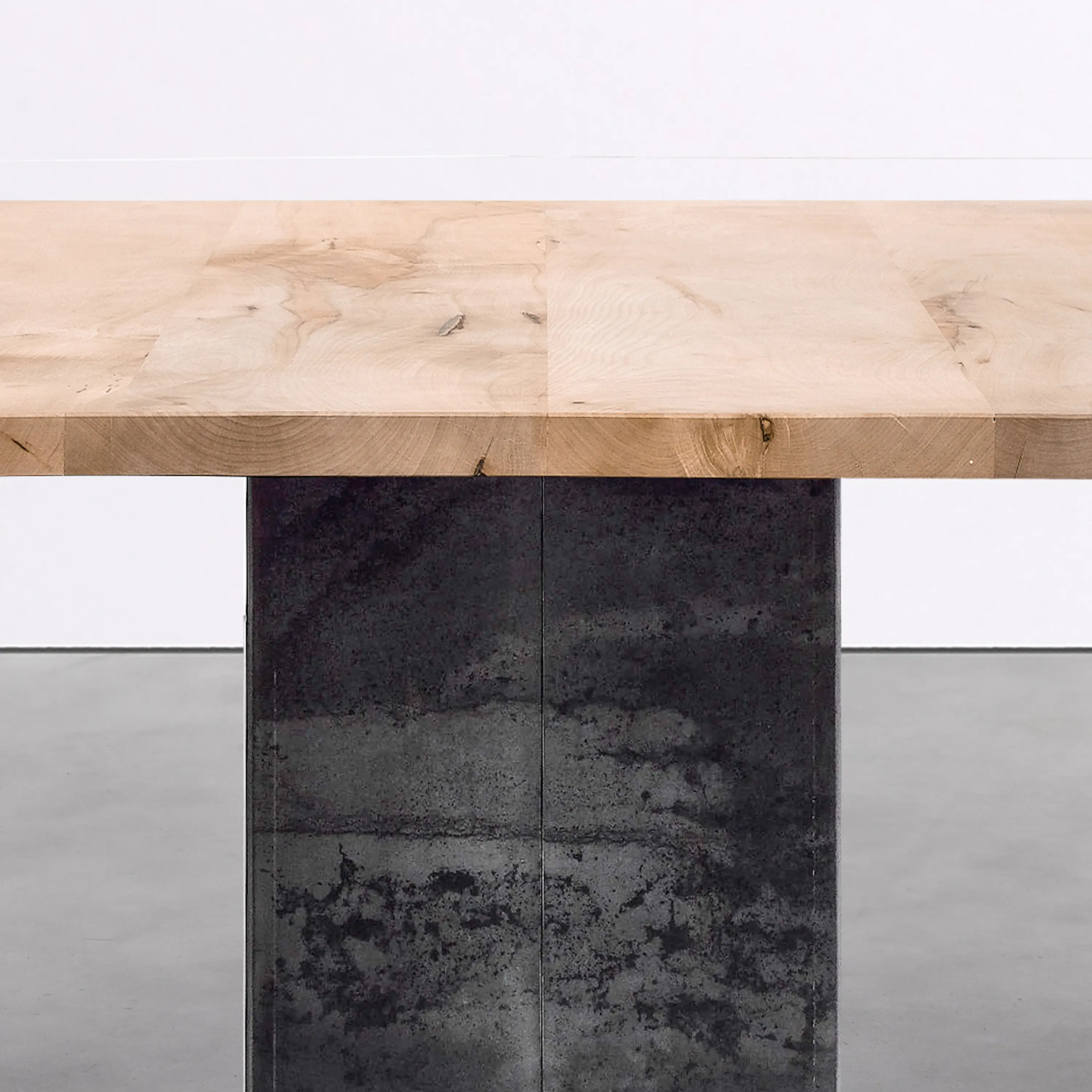 Silvio Rohrmoser - at_13 Table