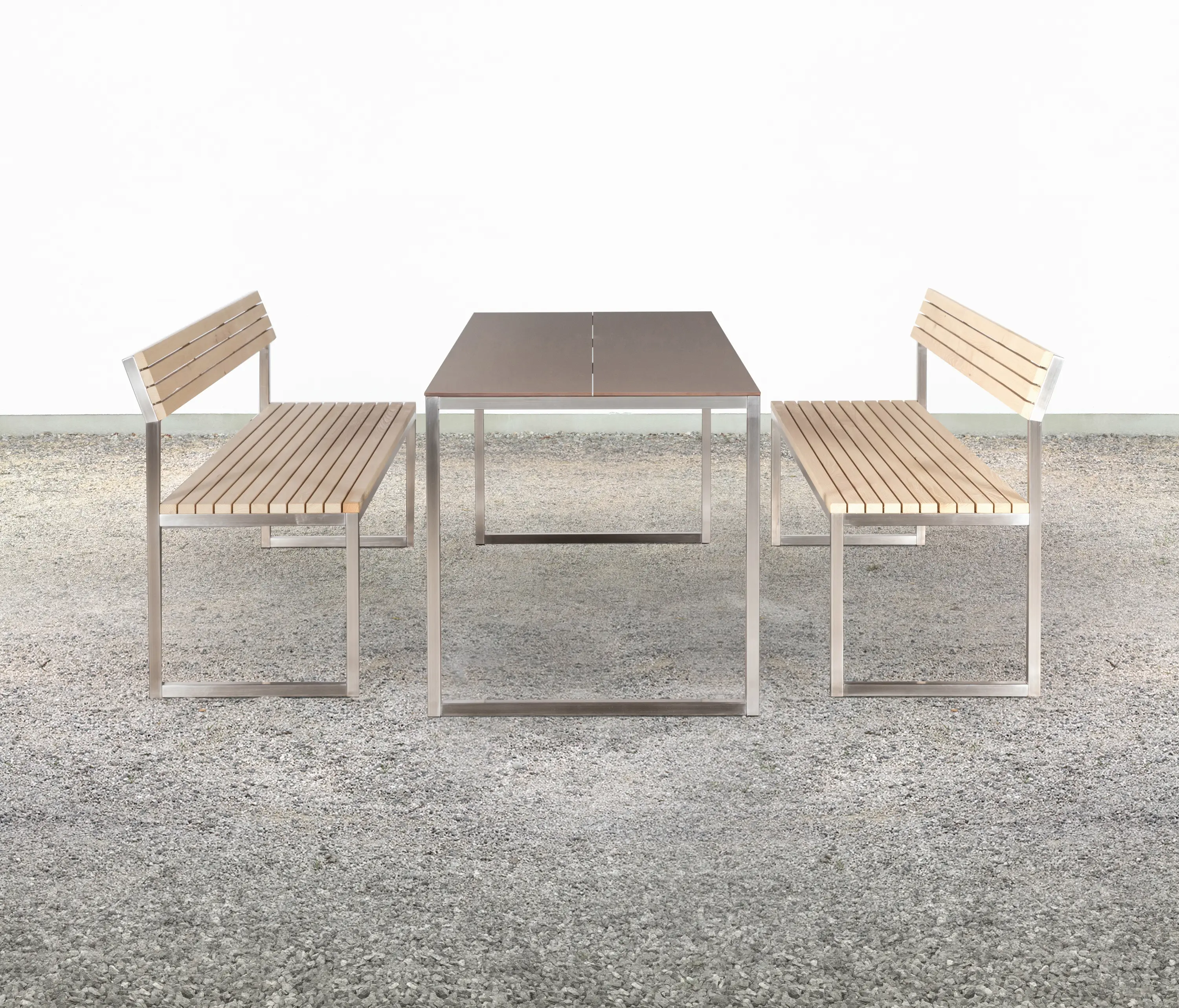 Silvio Rohrmoser - at_16 Table