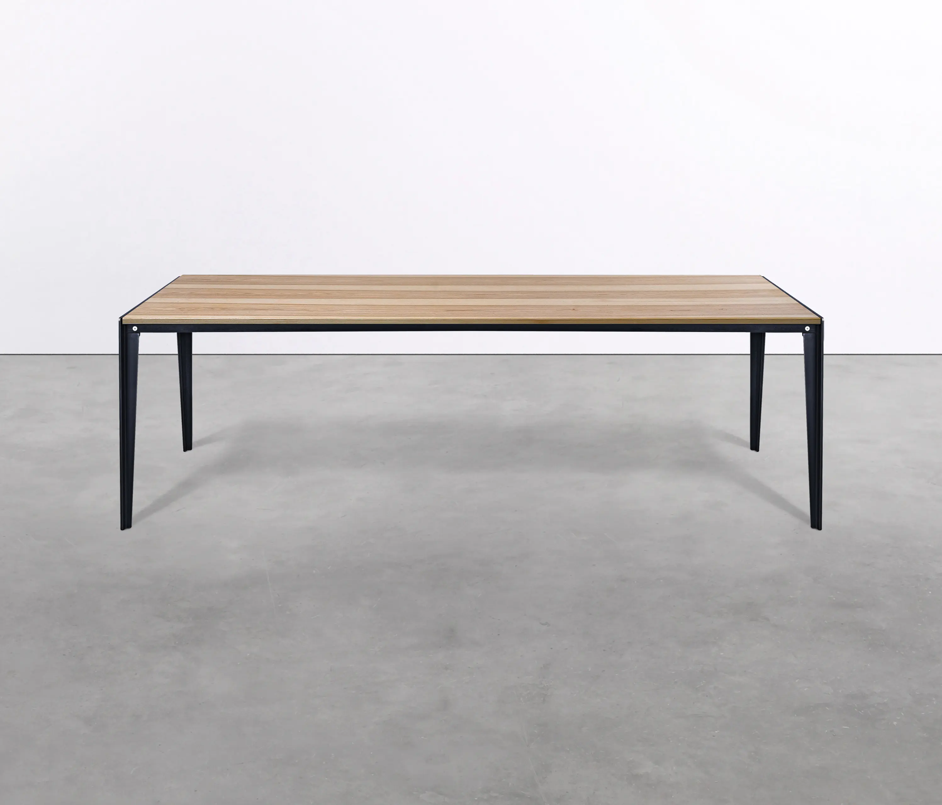 Silvio Rohrmoser - at_09 Table