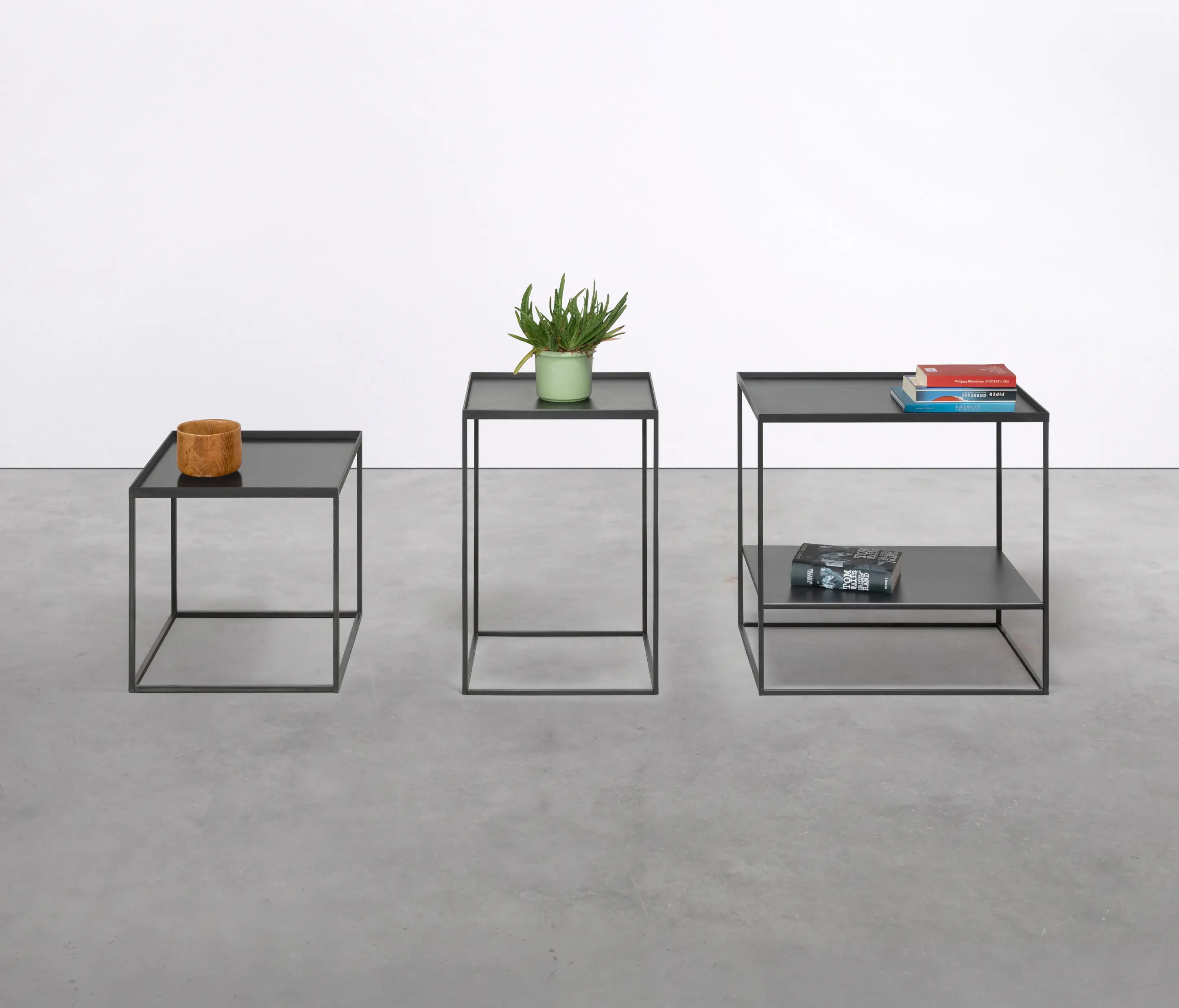 Silvio Rohrmoser - at_19 Table