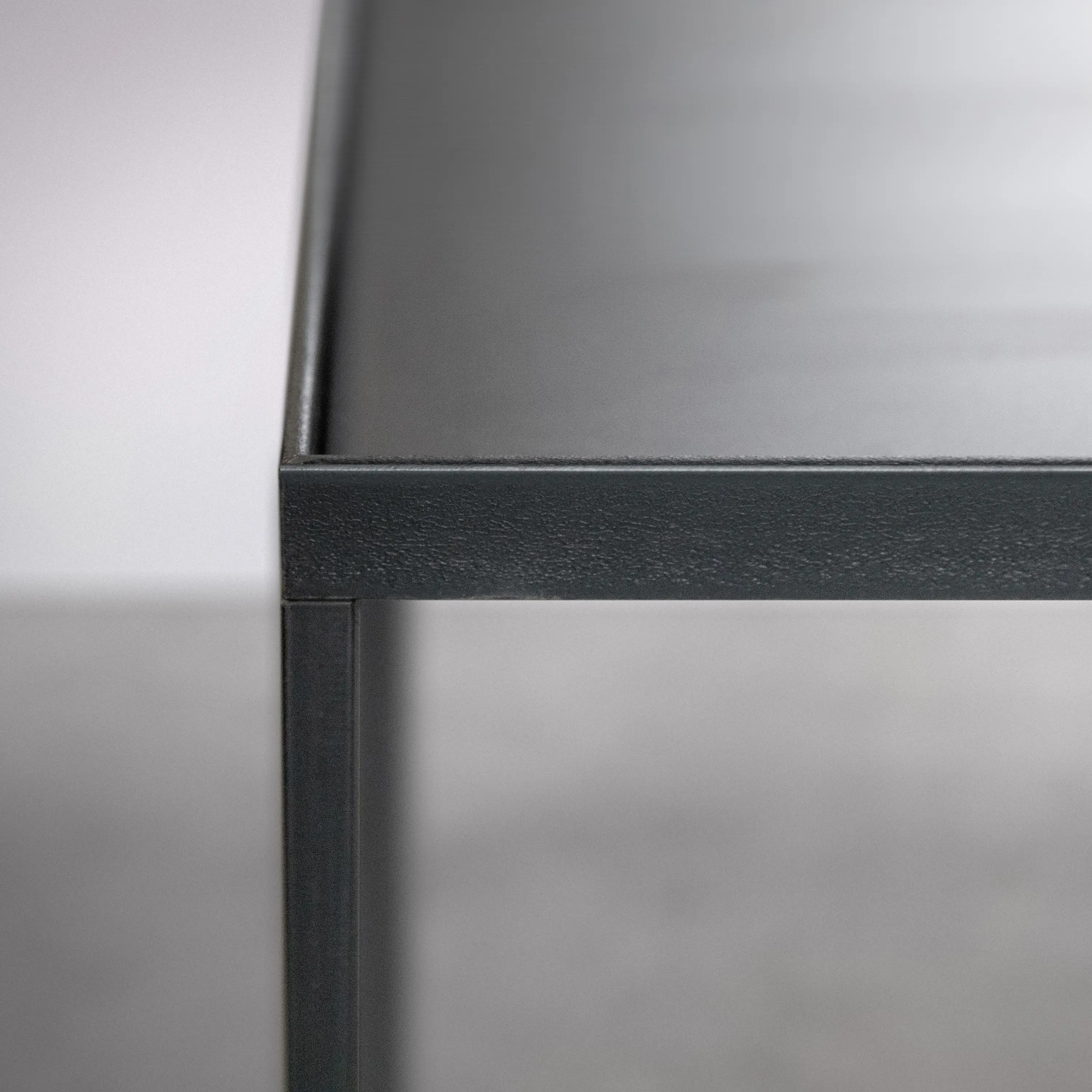 Silvio Rohrmoser - at_19 Table