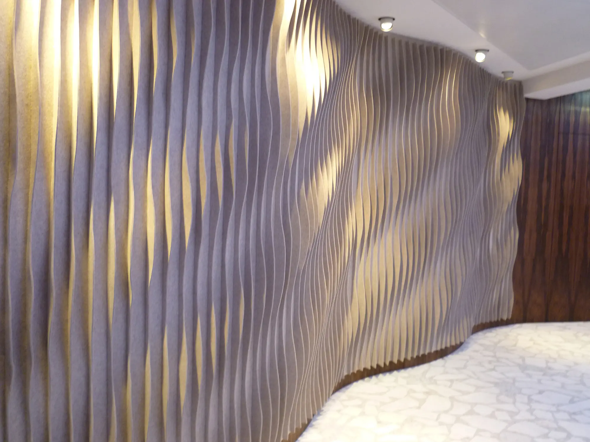 ANNE KYYRÖ QUINN - Laine wall panel