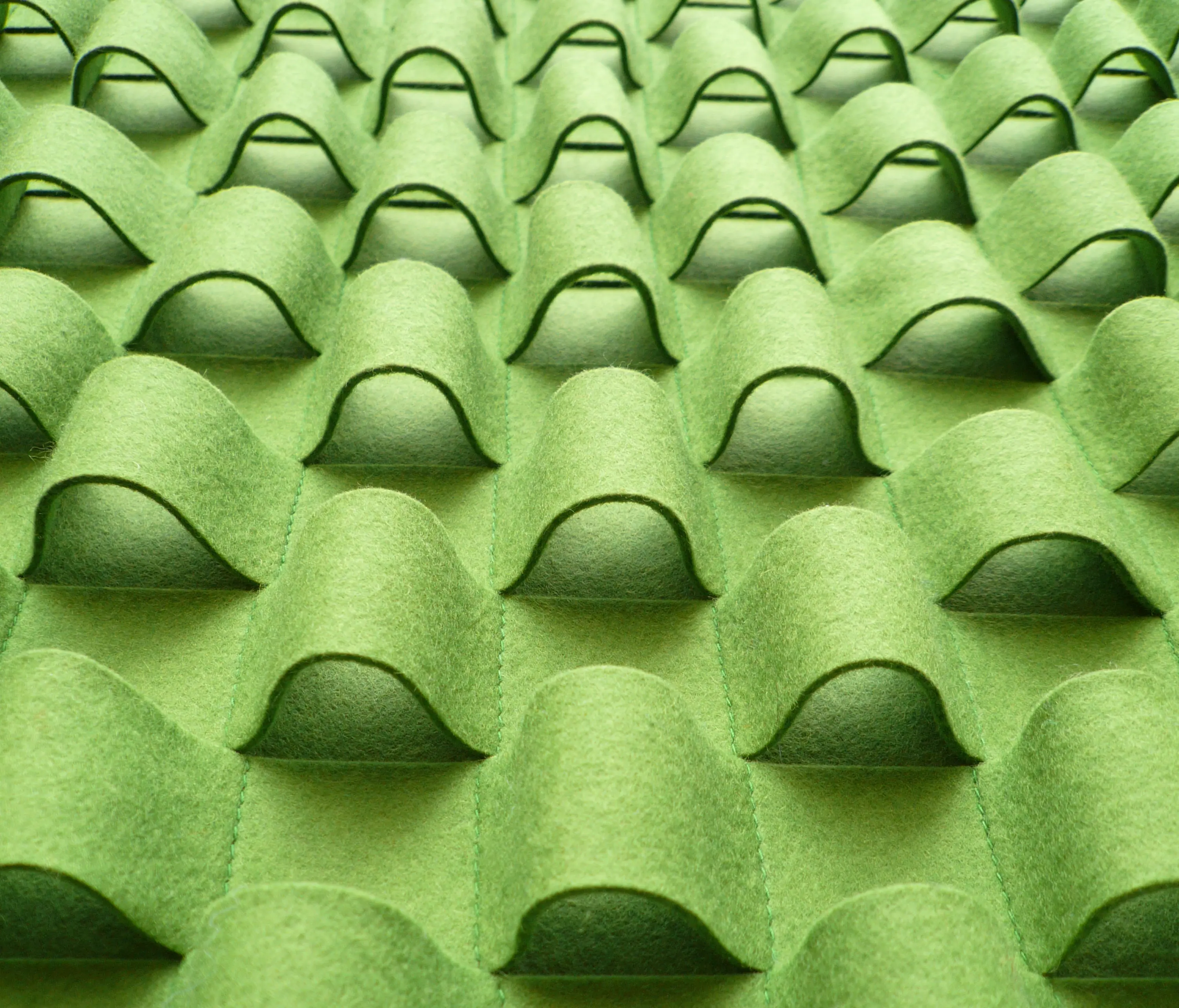 ANNE KYYRÖ QUINN - Loop wall panel