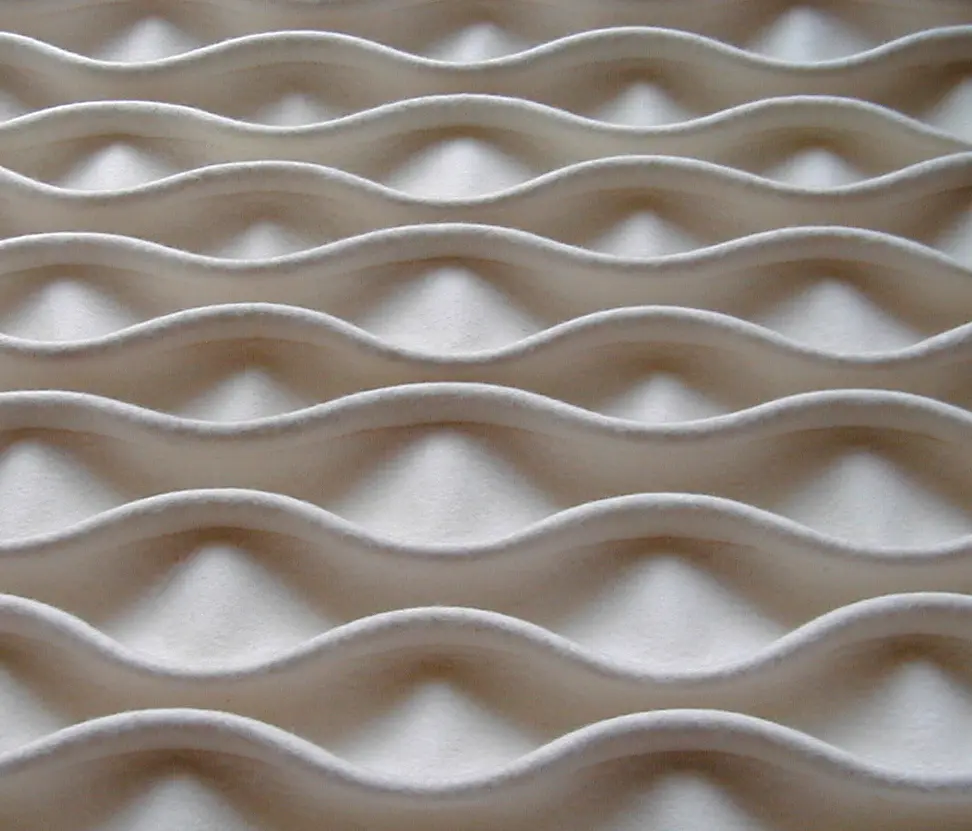 ANNE KYYRÖ QUINN - Cable wall panel