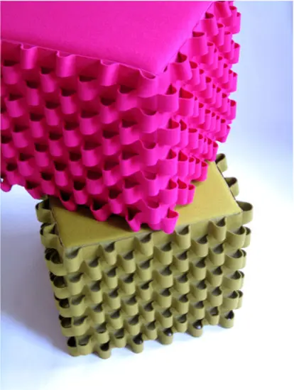 ANNE KYYRÖ QUINN - Loop cubes