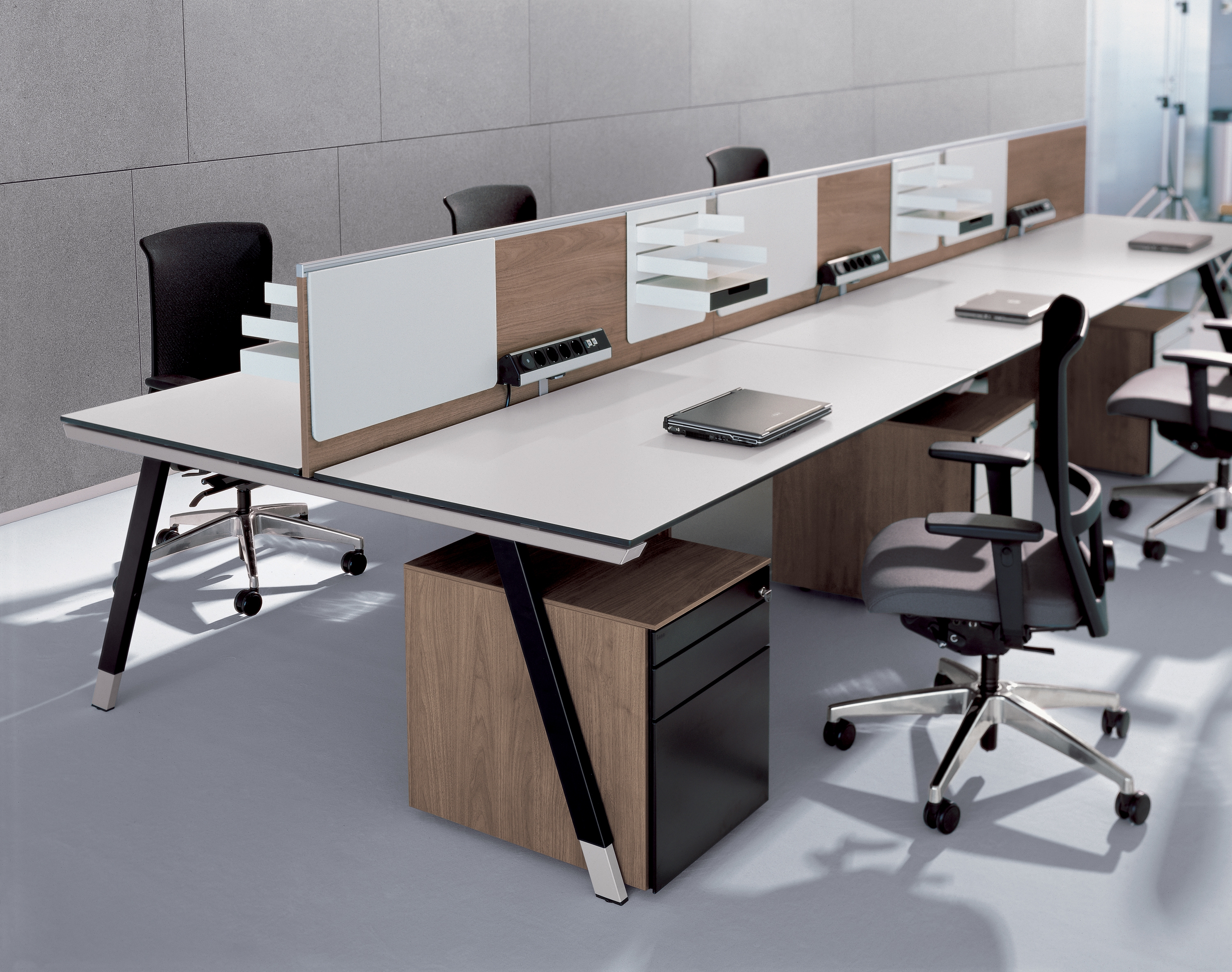 Produkt Workbench des Herstellers Bene anzeigen