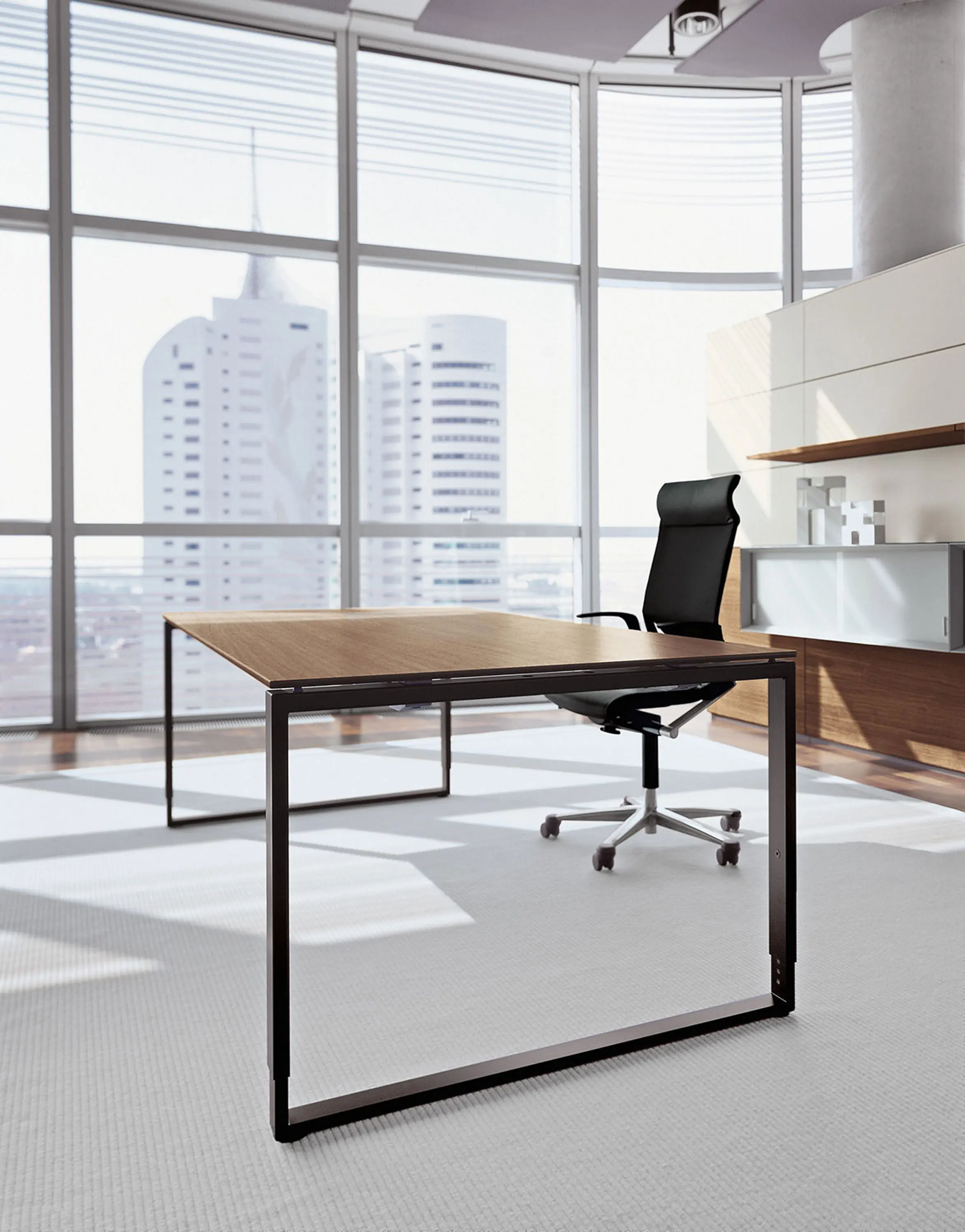 Bene - SQUARE Workstation