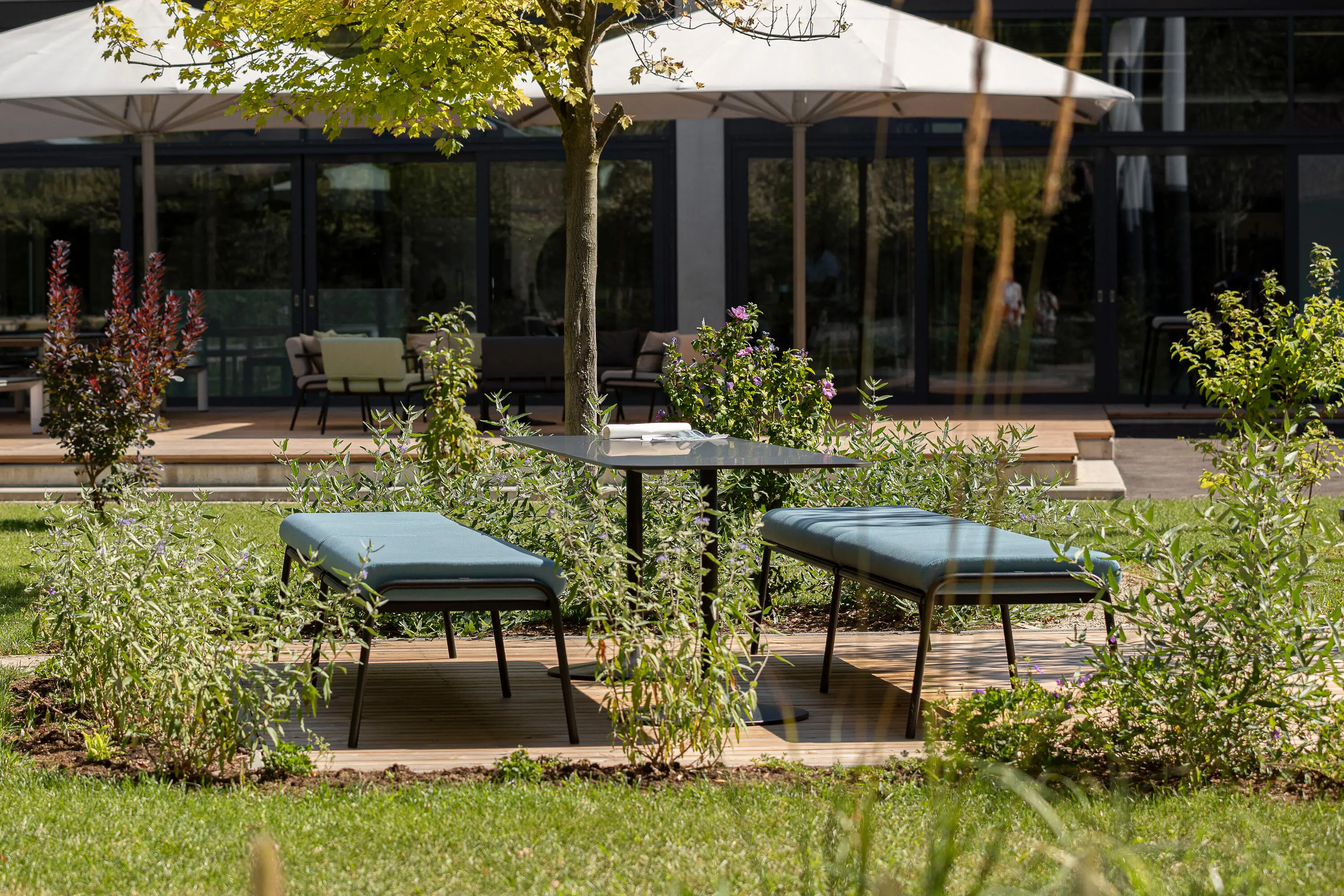 Bene - CASUAL Table medium