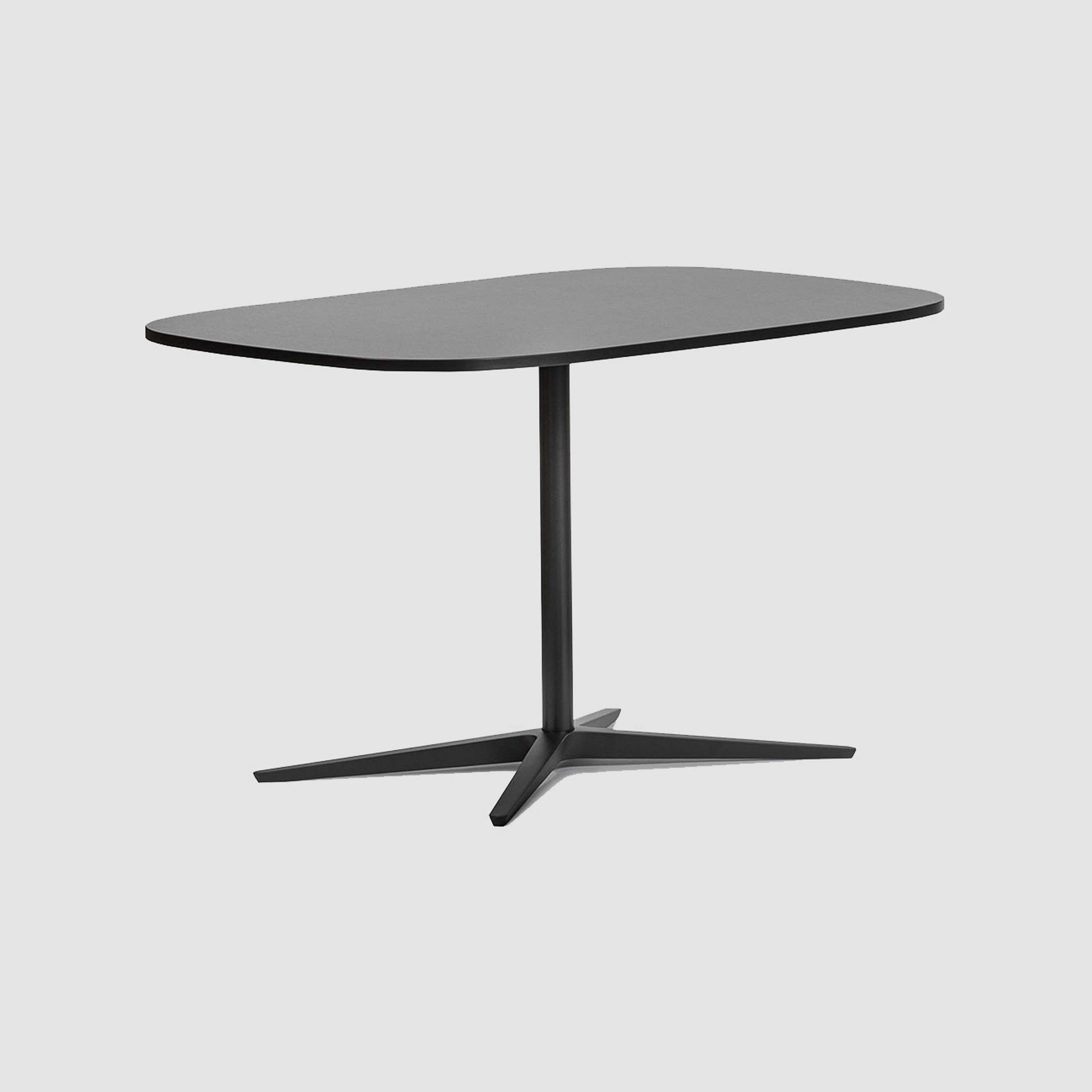Produkt CLUB TABLE des Herstellers Bene anzeigen