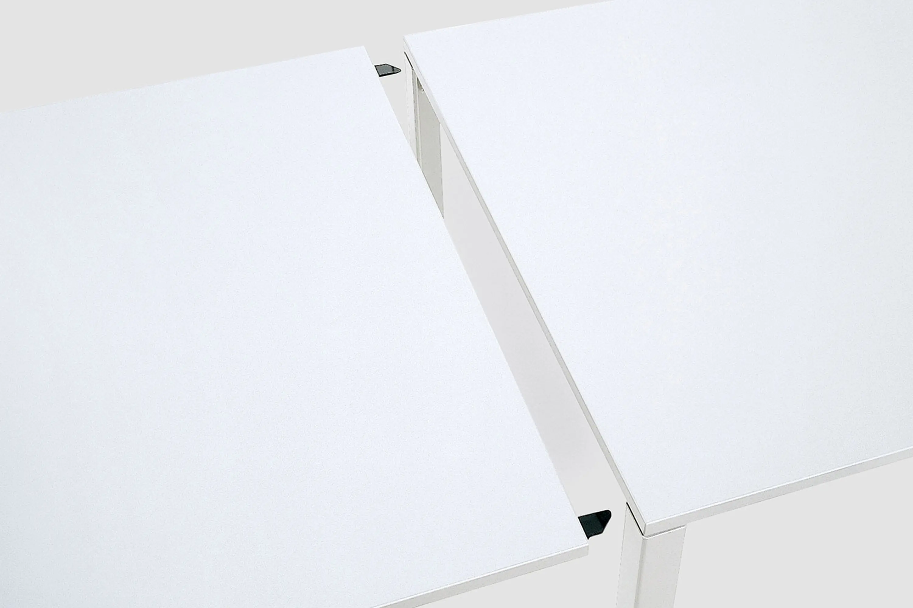 Bene - M_COM Table