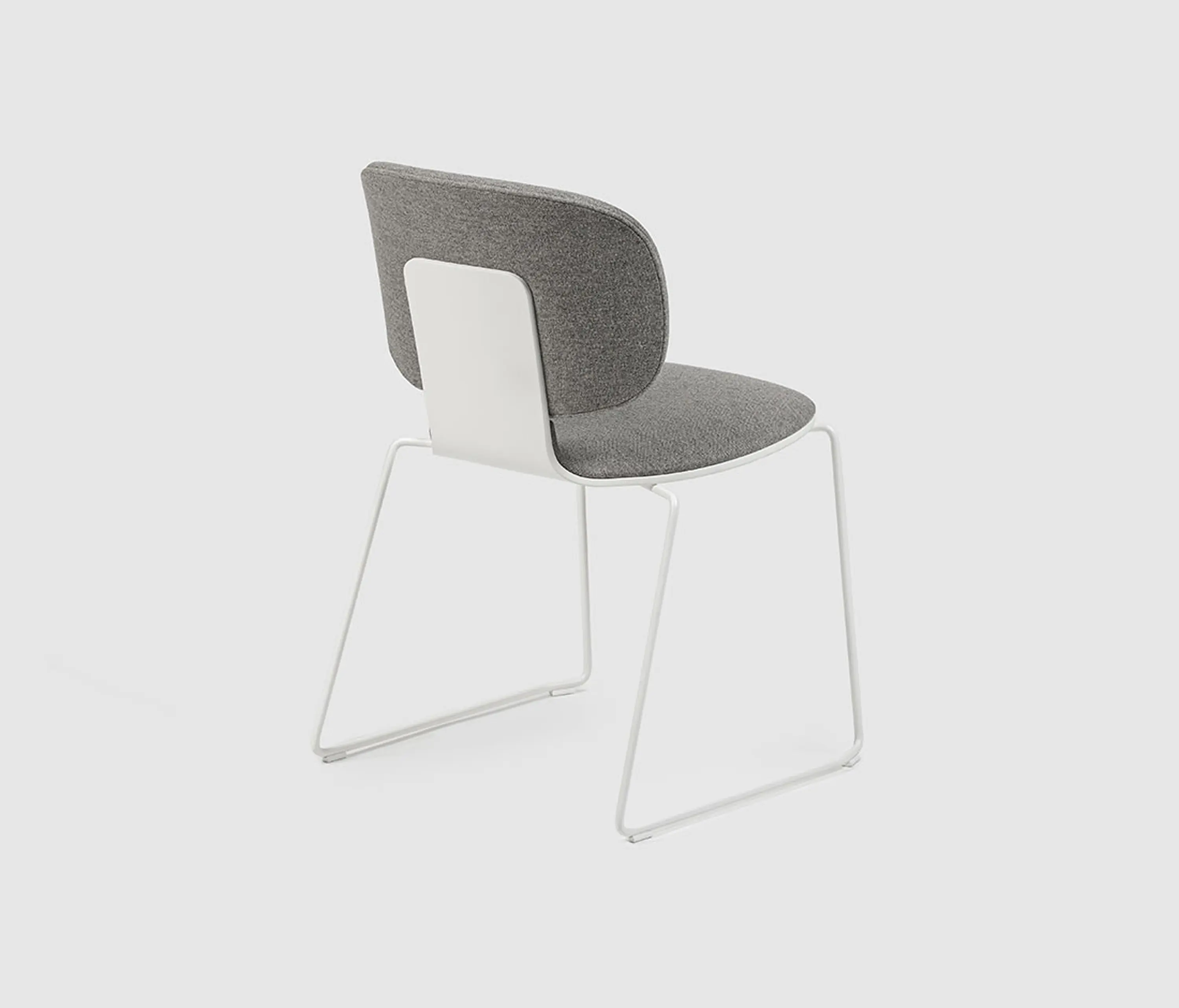 Bene - STUDIO Chair with skid frame