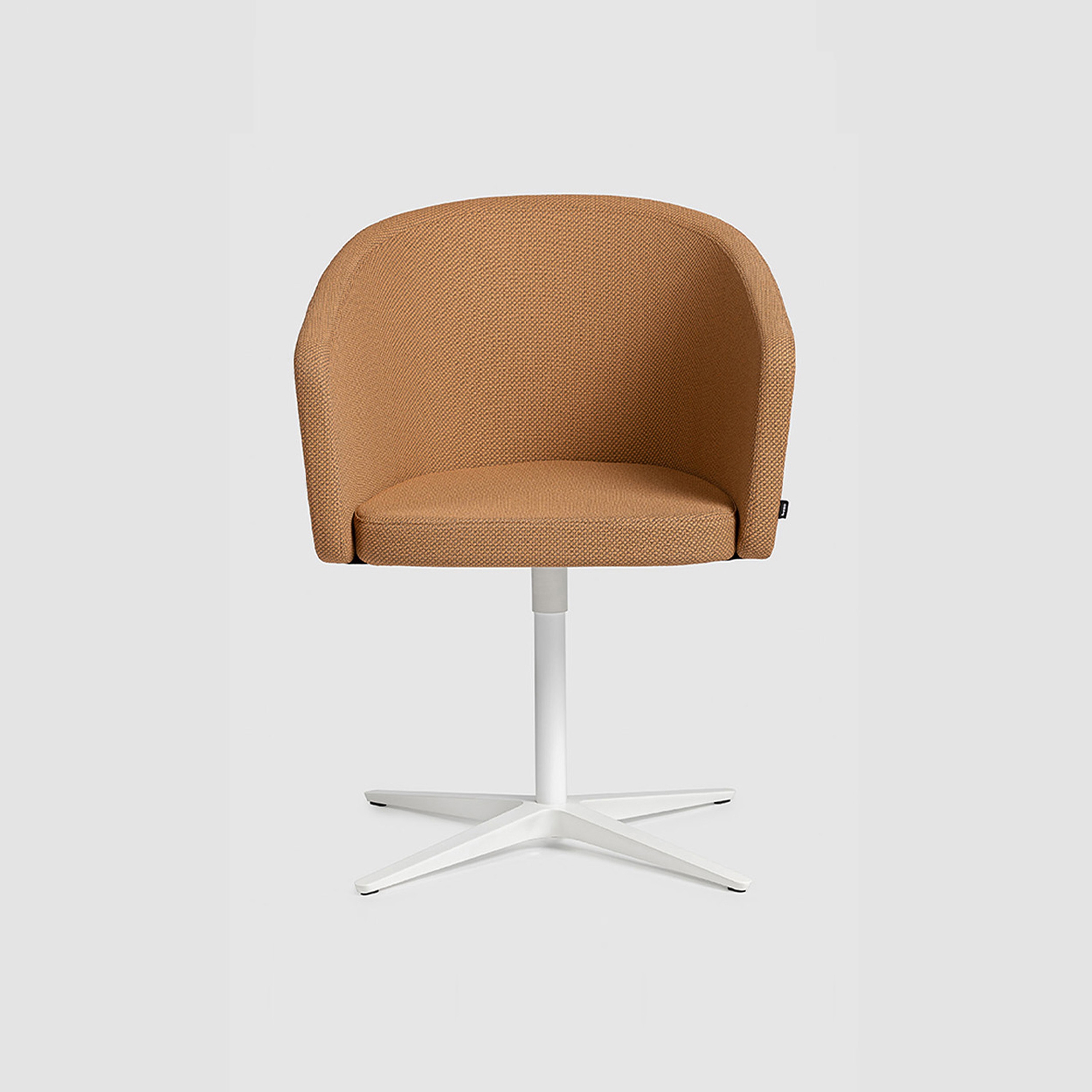 CLUB CHAIR