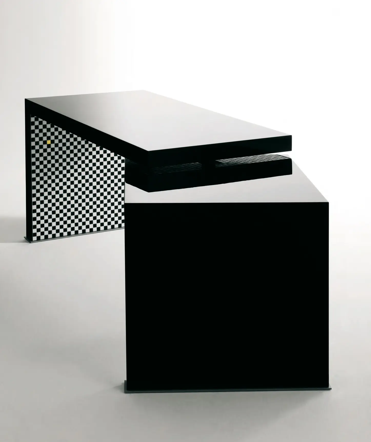 Bisazza - Correspondances desk