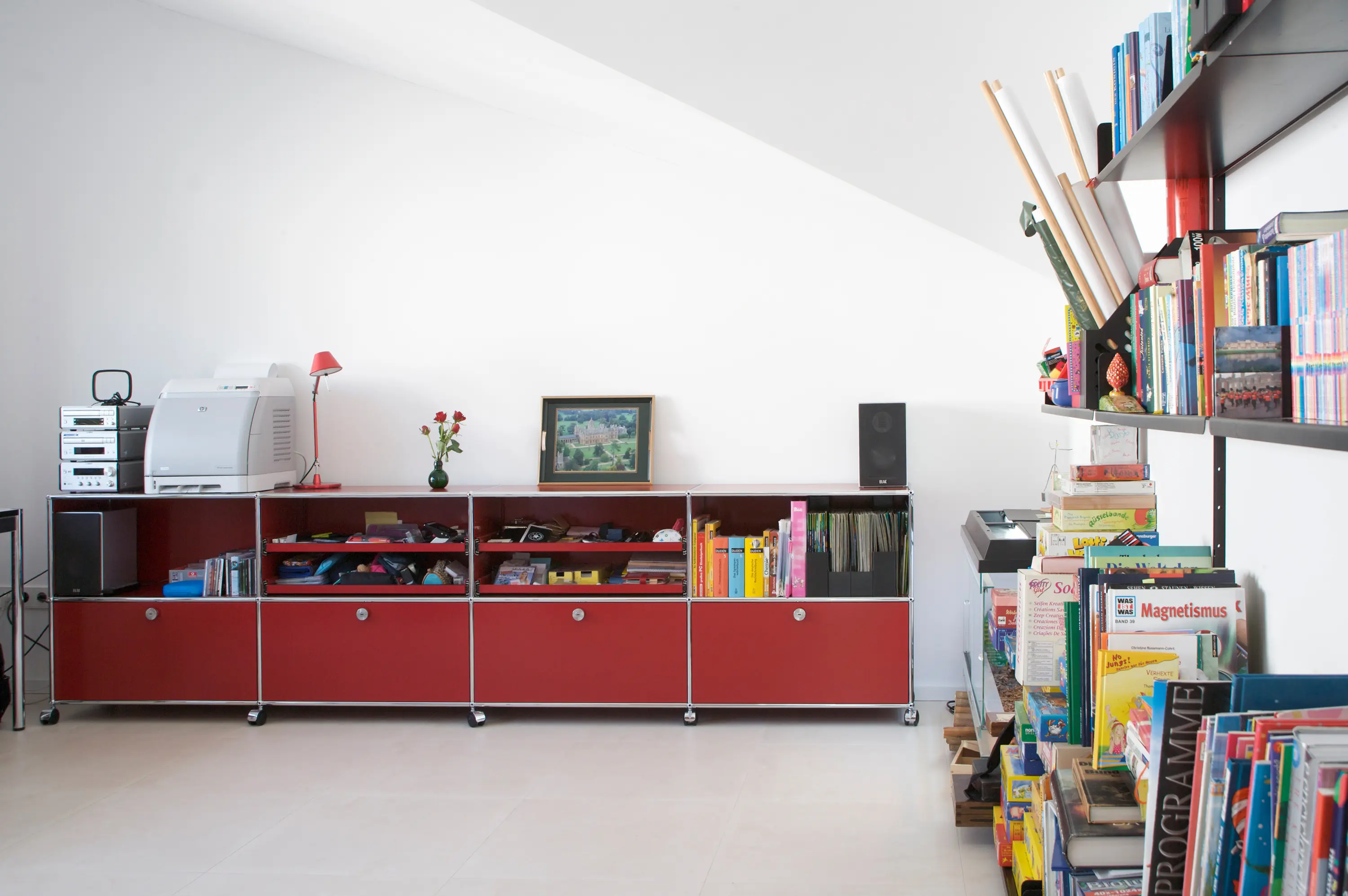 USM - USM Haller Sideboard | USM Rubinrot