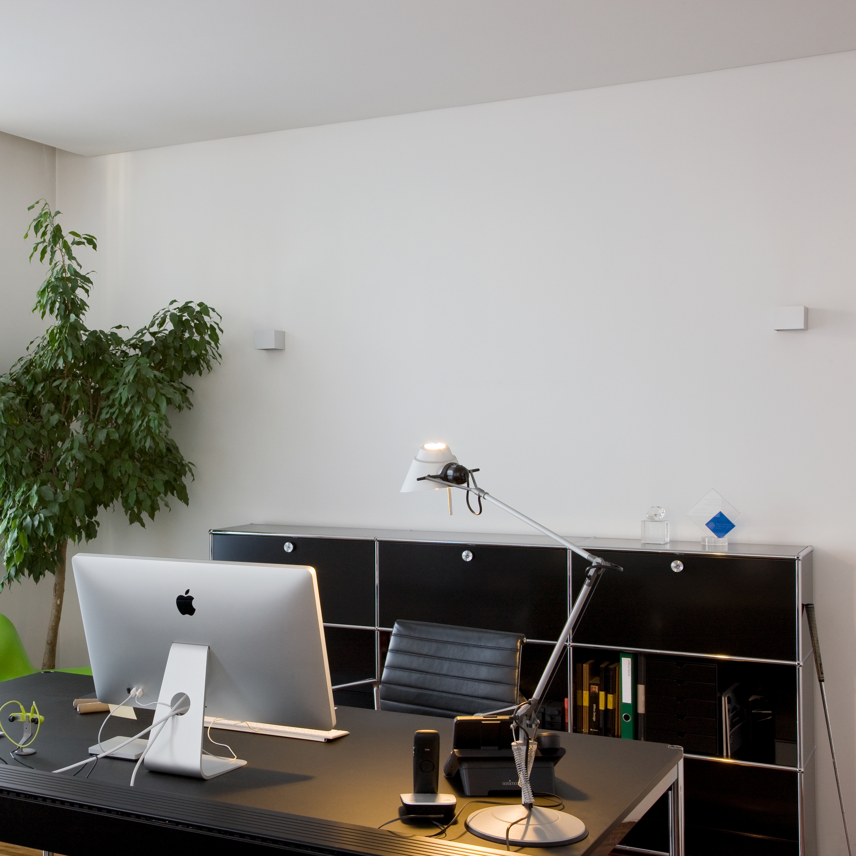 Afficher le produit USM Haller Storage | Graphite Black du fabricant USM