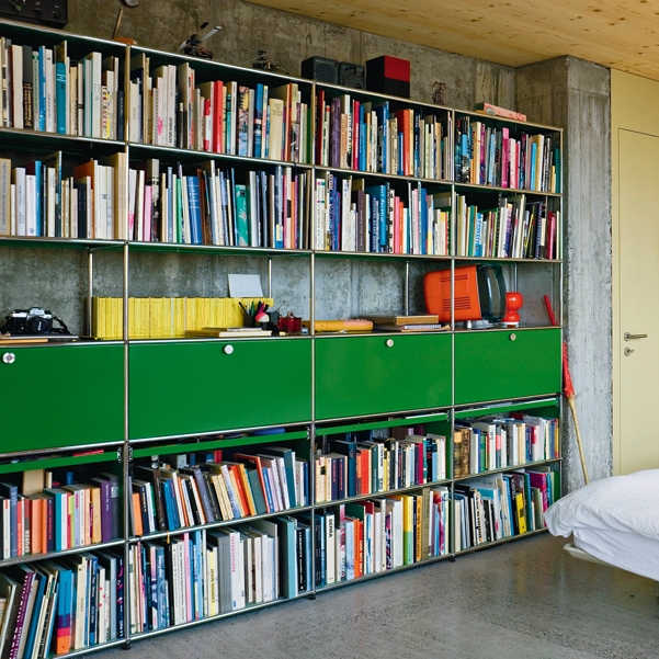 Display product USM Haller Shelving | USM Green from manufacturer USM