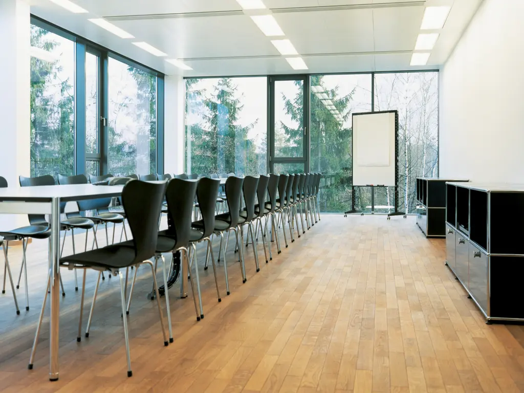 USM - USM Haller Table | Pearl Gray