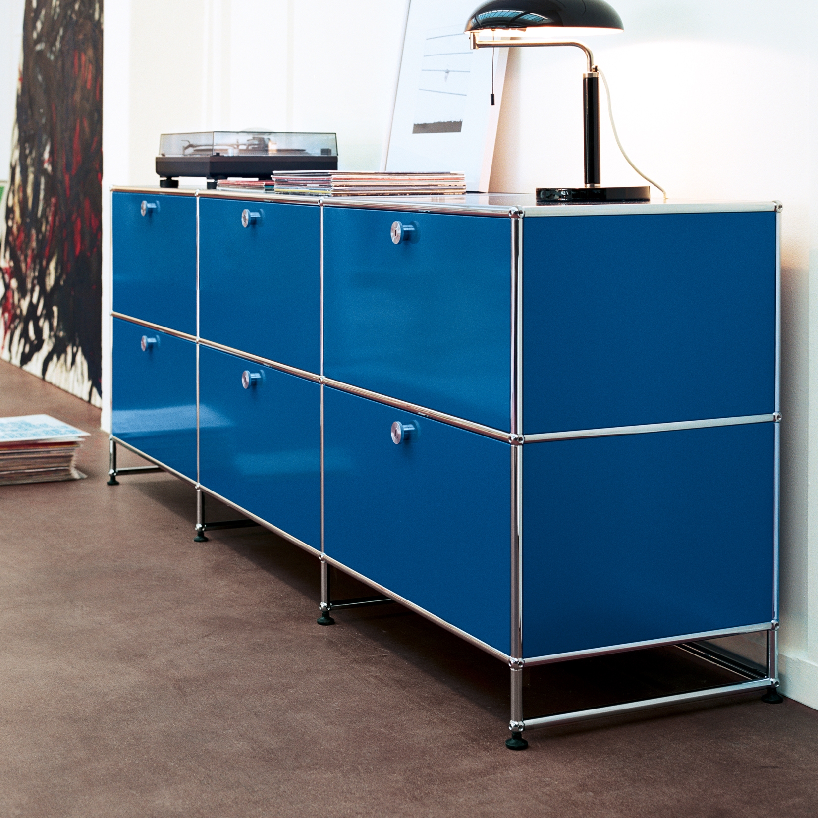 Mostra il prodotto USM Haller Media | Gentian Blue del produttore USM